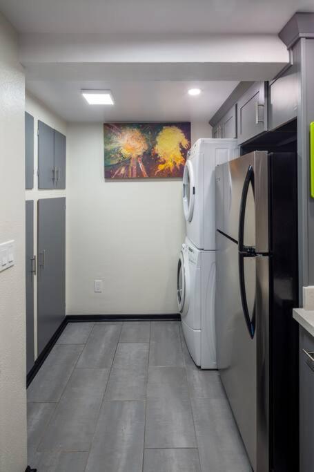Seaview Hideaway Heated Floors, Free Parking Holiday home Seattle