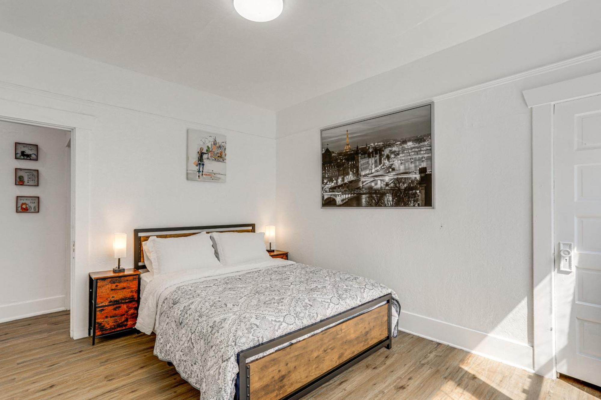 Family-friendly In Lake! Holiday home Seattle