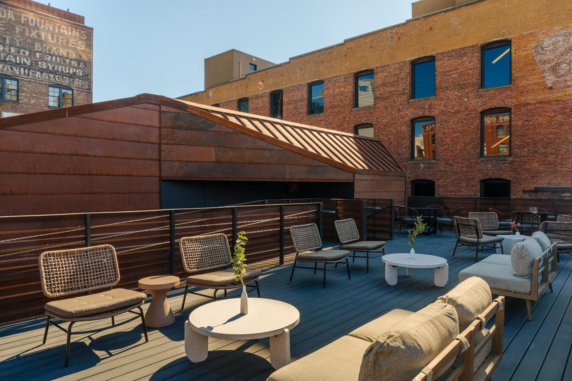 Sonder Railspur Hotel Seattle