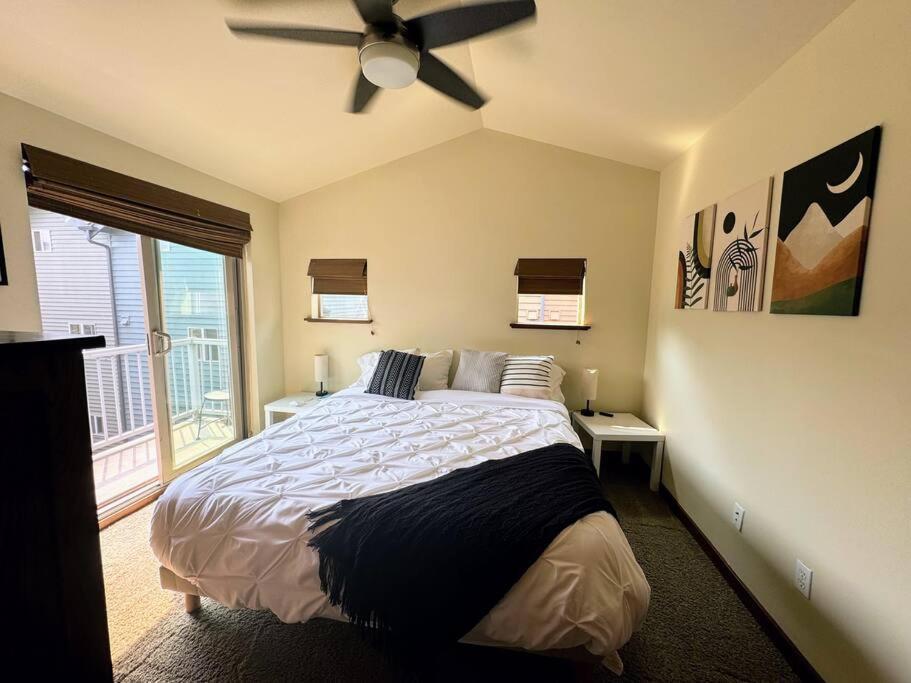 Townhouse West Abode! * Seattle