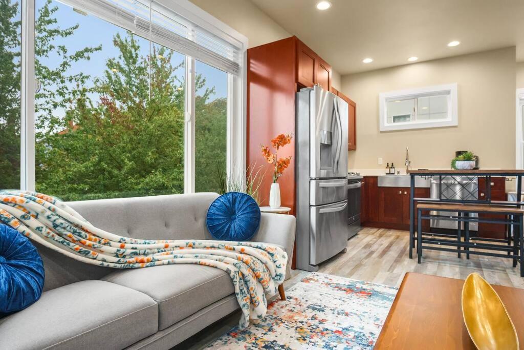 Apartment Urban Comfort Seattle