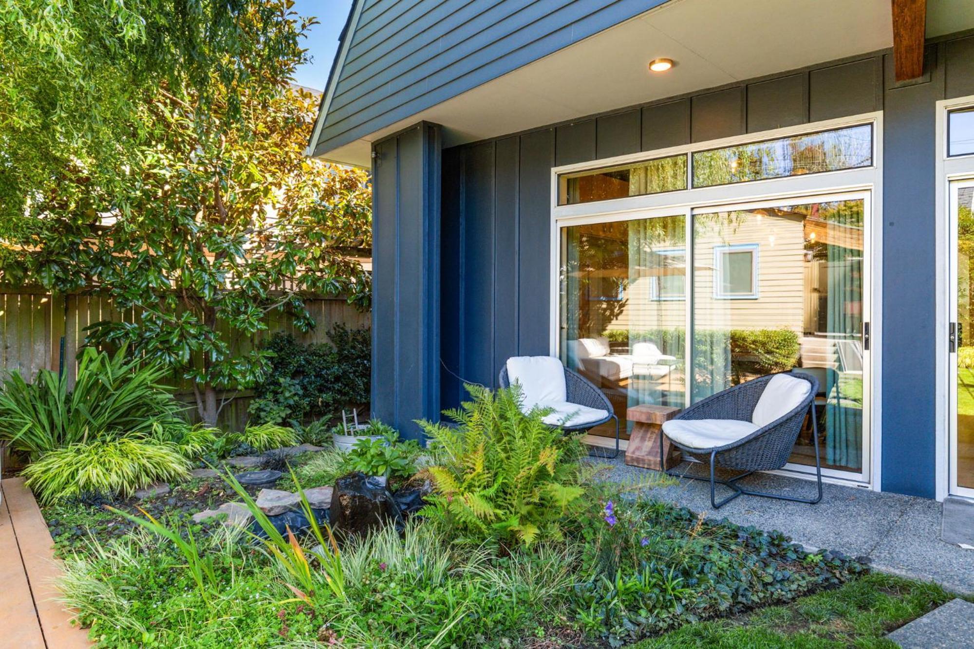 Holiday home 4br 4ba The Gardens At Queen Anne Seattle