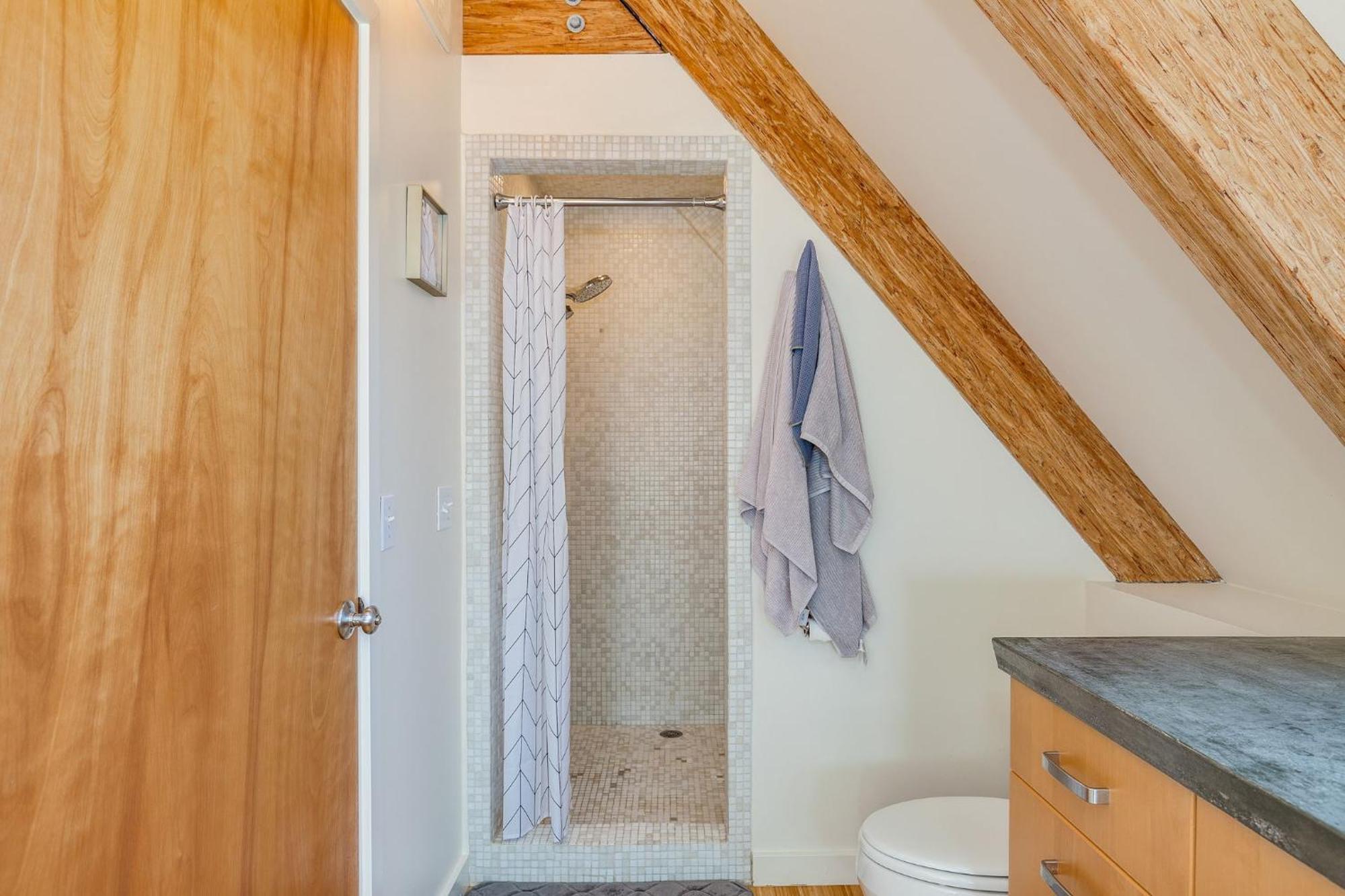 4br 4ba The Gardens At Queen Anne Holiday home