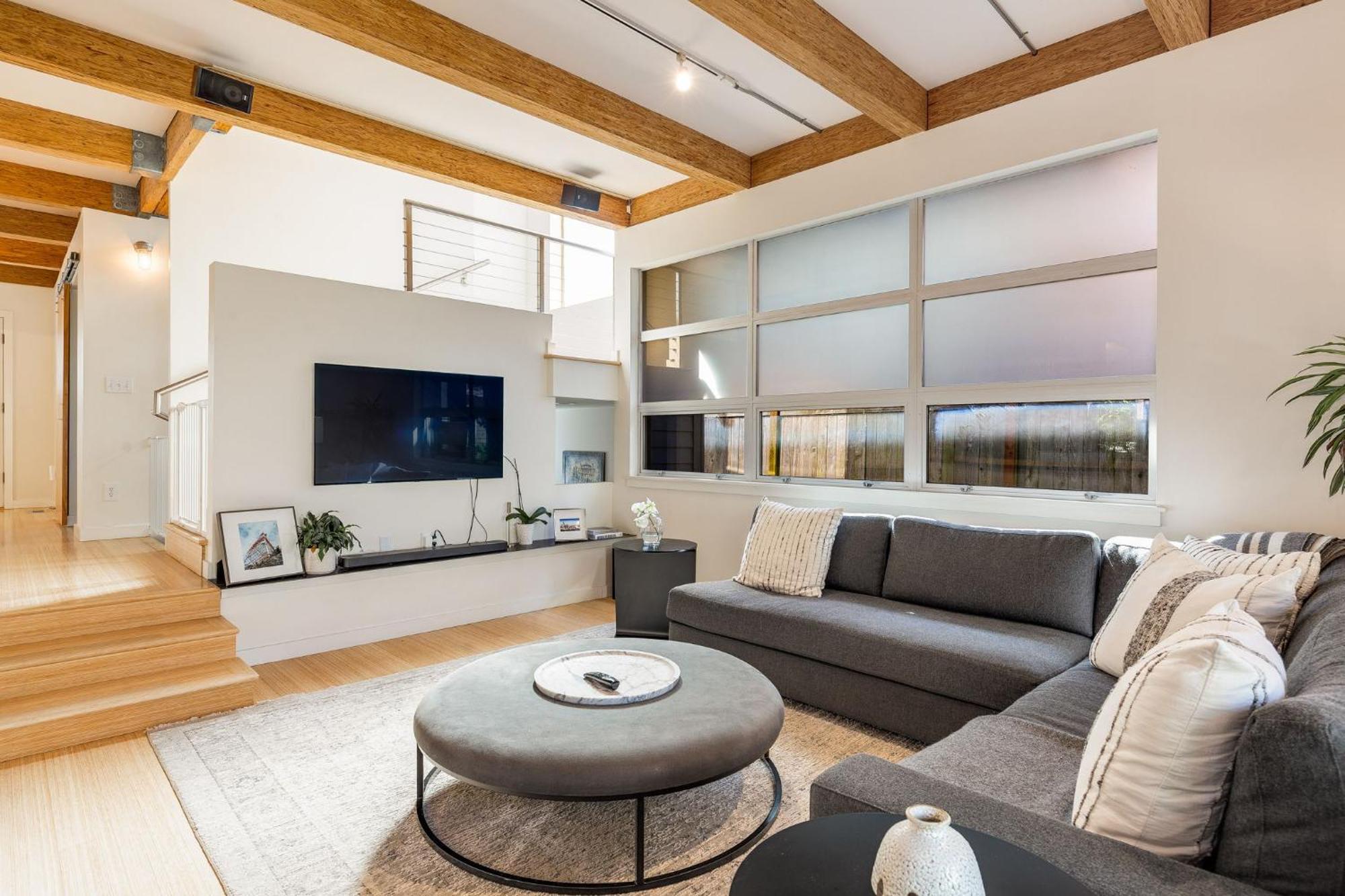 4br 4ba The Gardens At Queen Anne