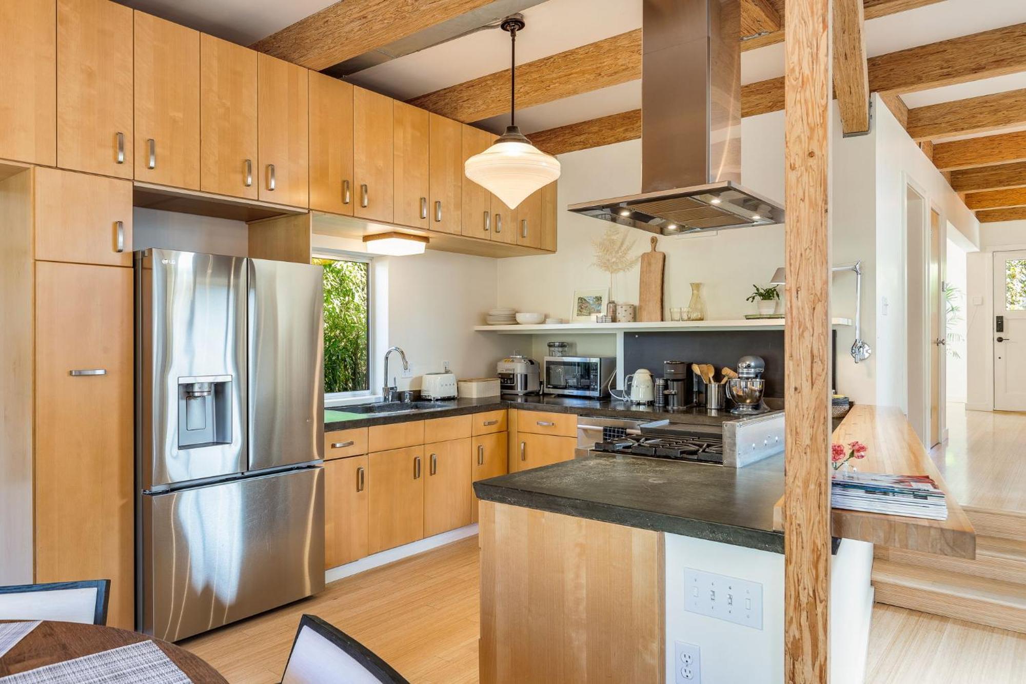 4br 4ba The Gardens At Queen Anne Seattle