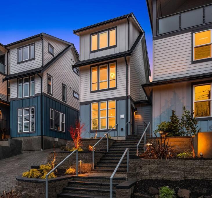 Holiday home New House In Peaceful And Trendy District Seattle