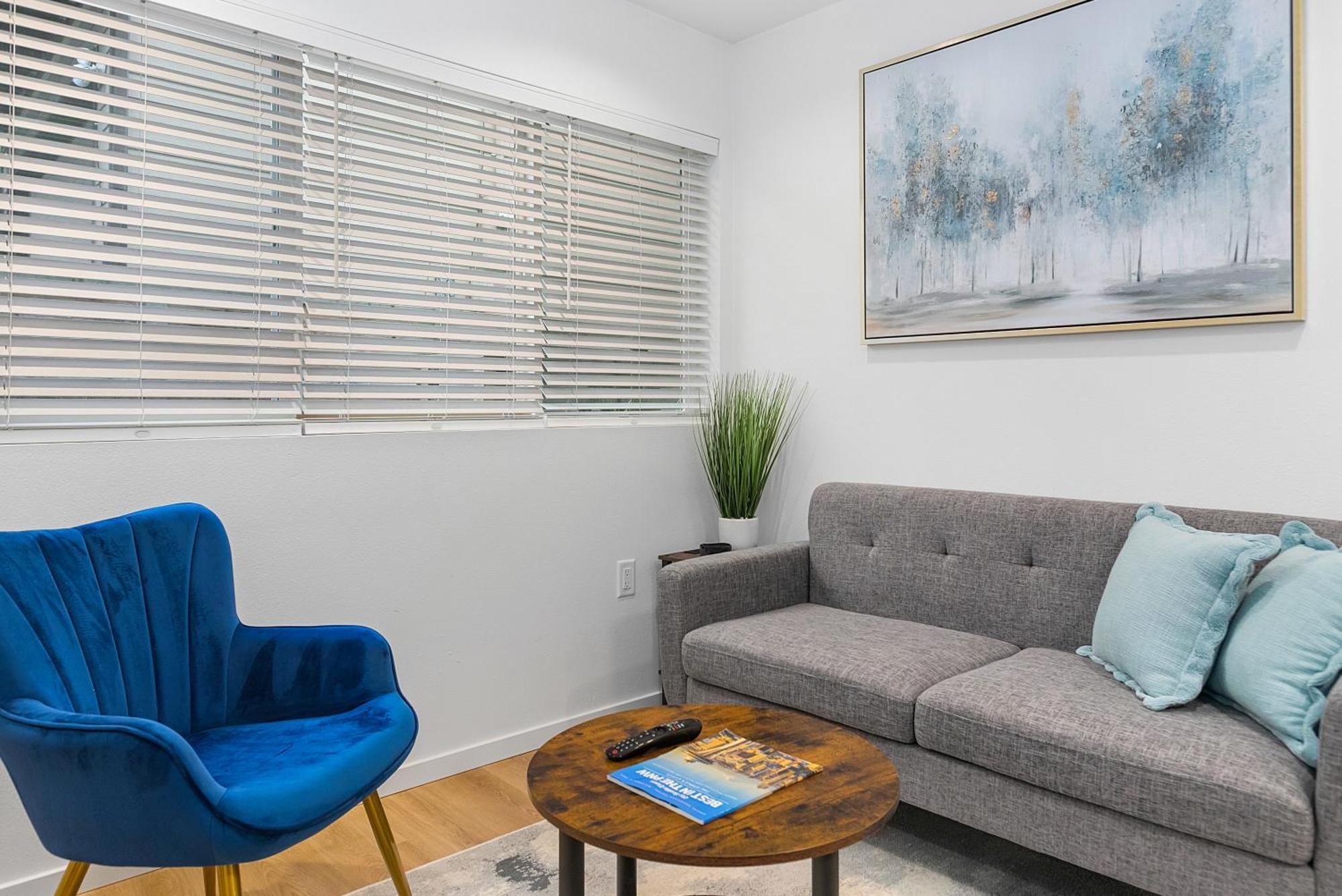 The Cloudbreak Townhome - 88 Walkscore! * Seattle