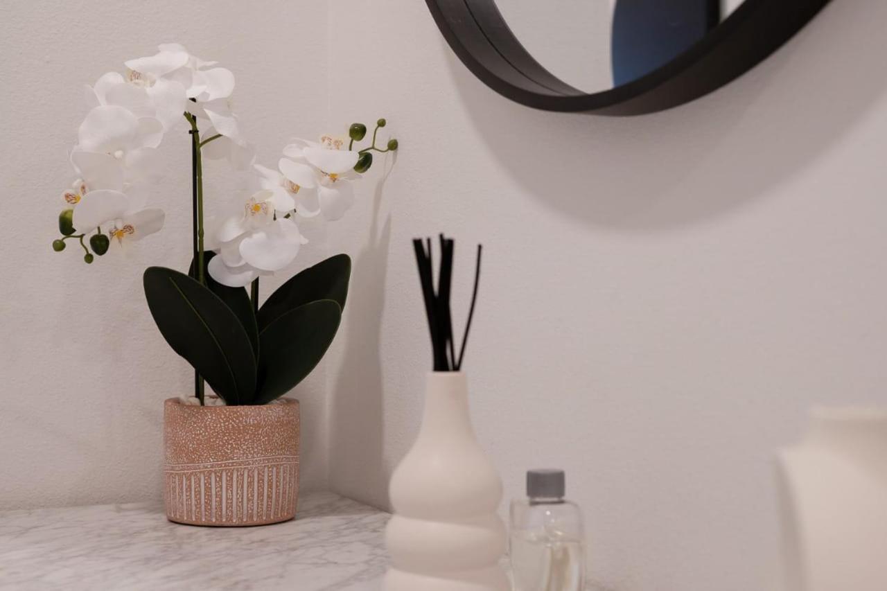 Stunning Capitol Hill 1bd * Seattle