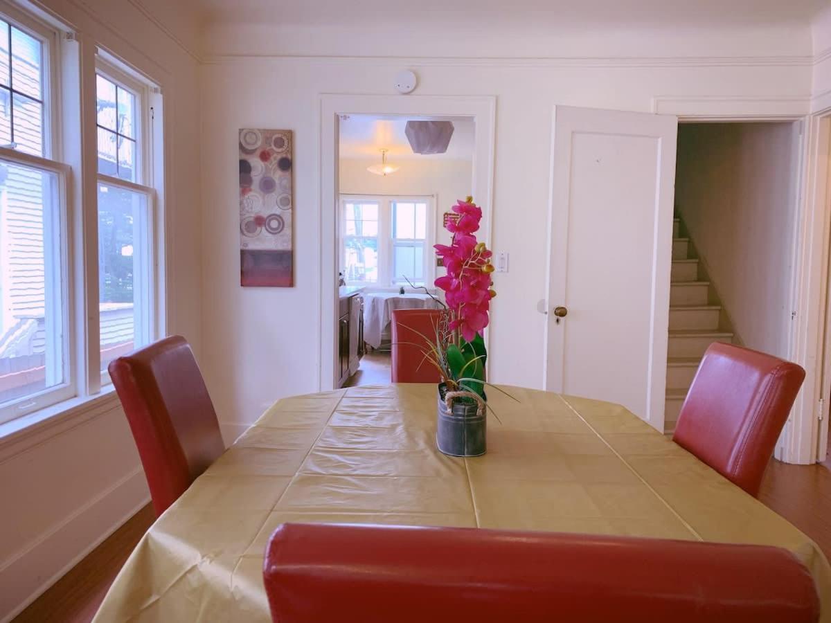 Holiday home Urban Village- Private Seattle