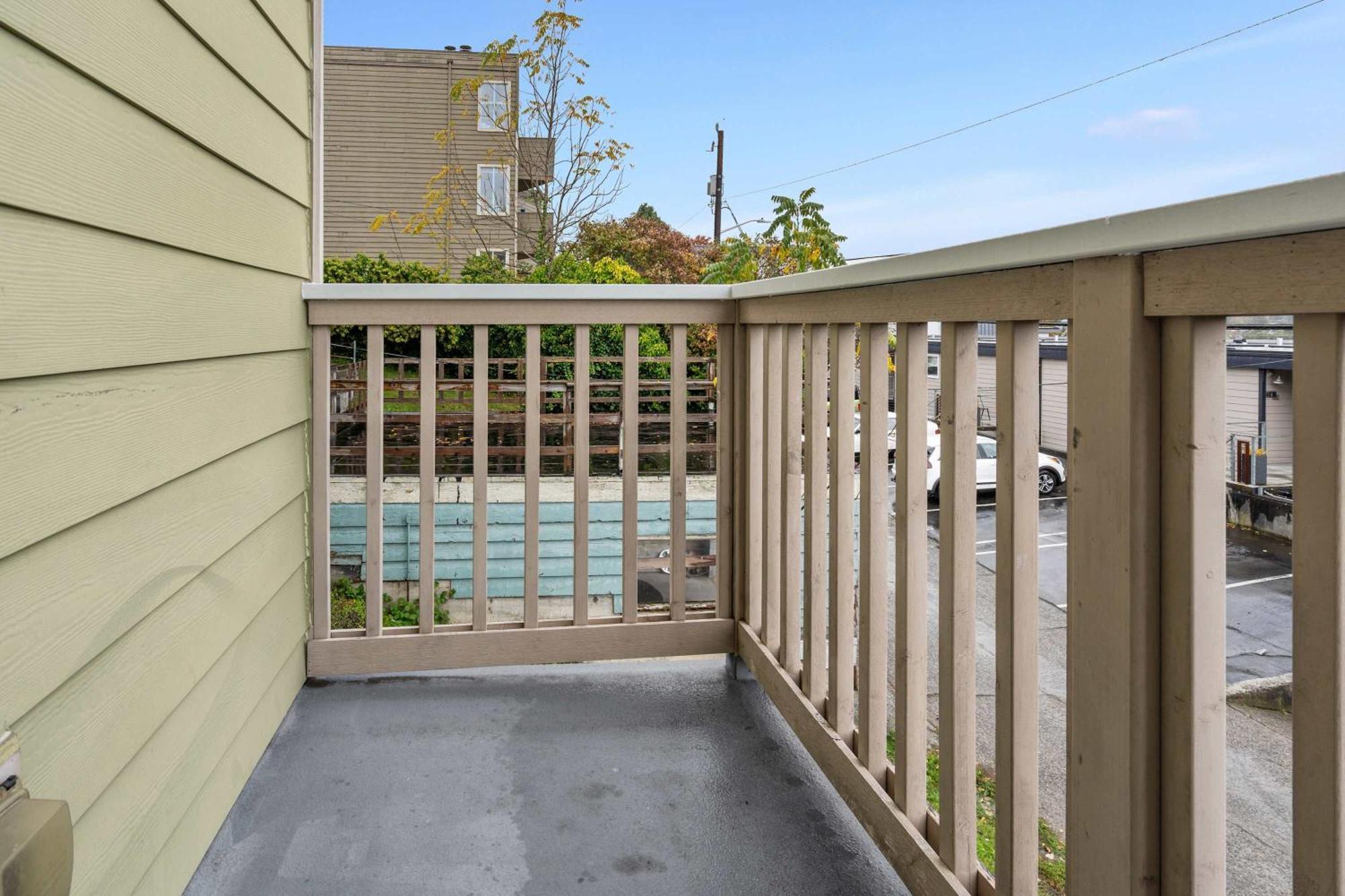 Lakeview Queen Anne 3br Townhome