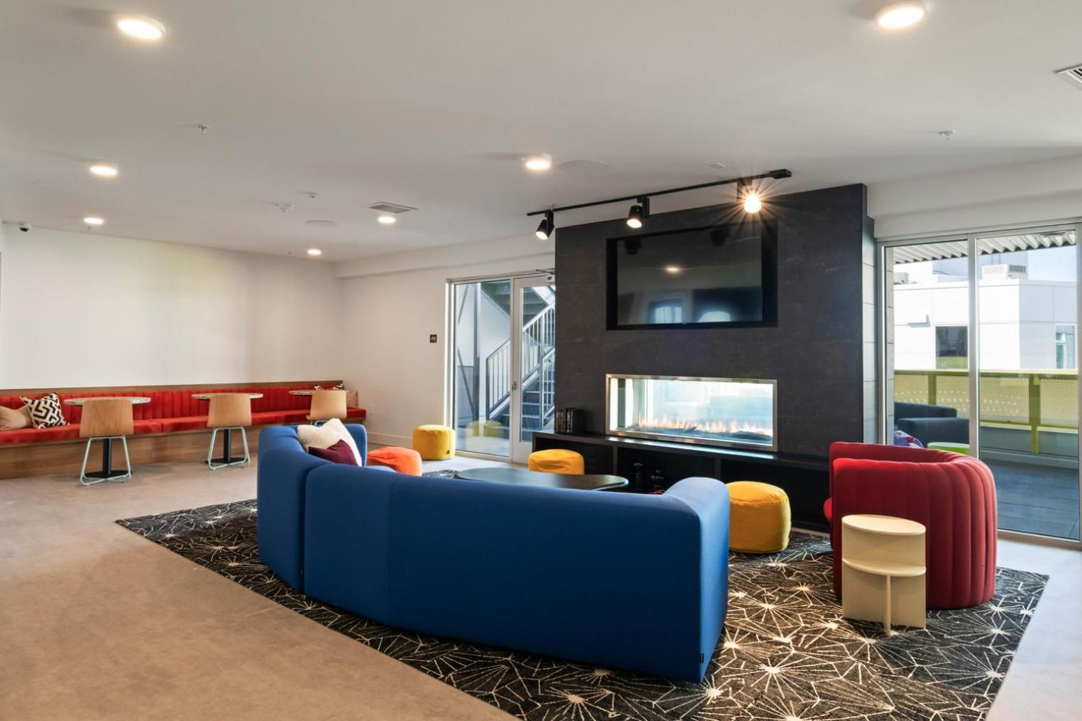 Blueground First Hill 1bd Sea-790