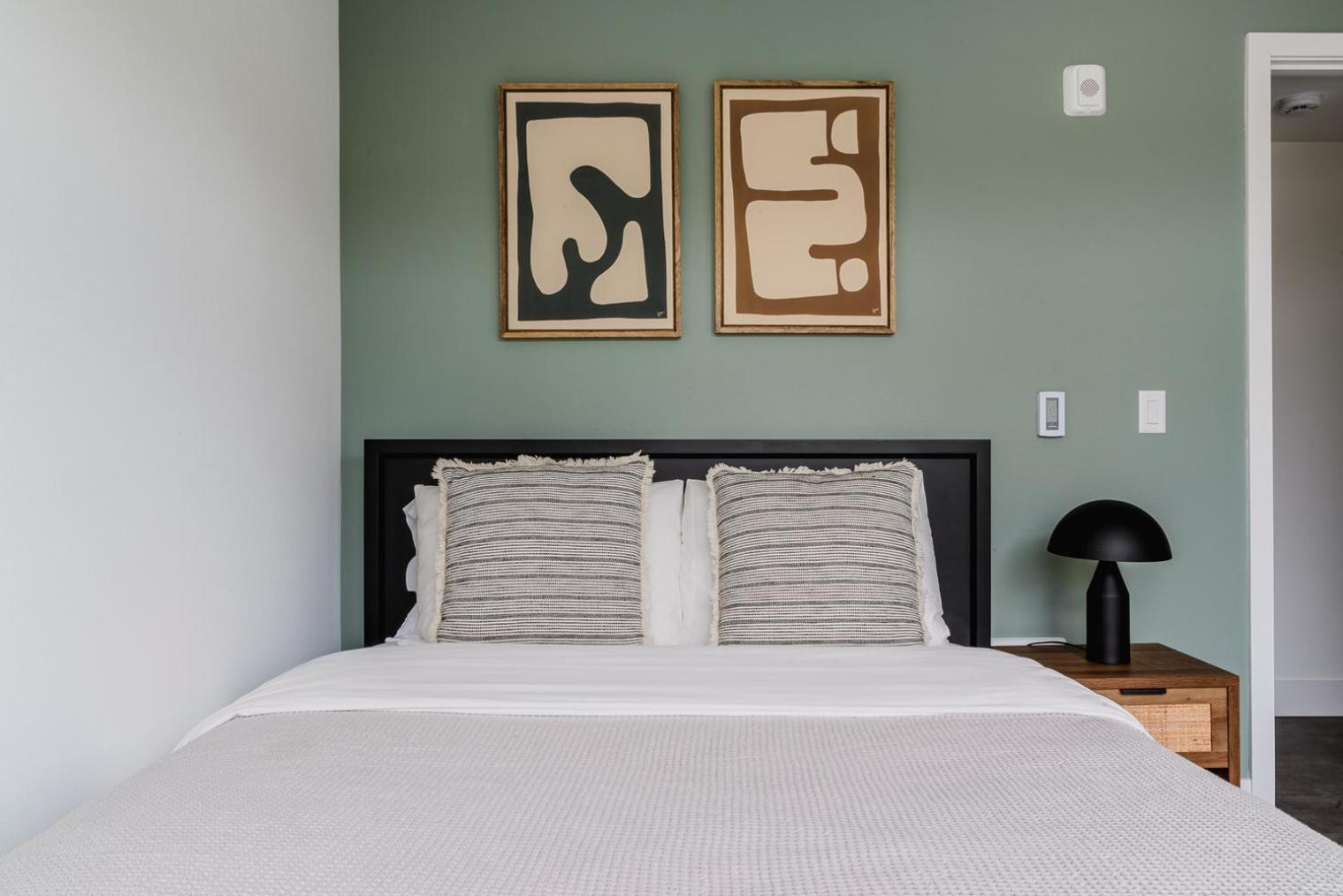 Blueground First Hill 1bd Sea-789 Apartment
