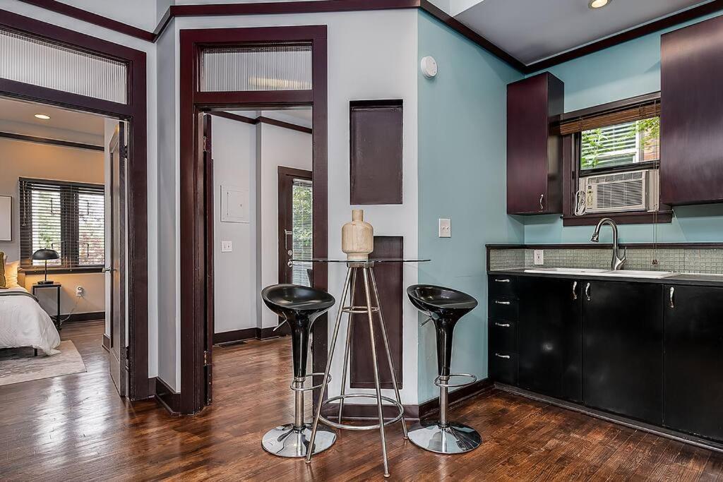 Cozy Capitol Hill Holiday home *