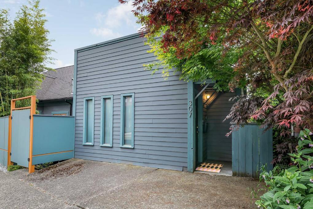 Cozy Capitol Hill Holiday home Seattle