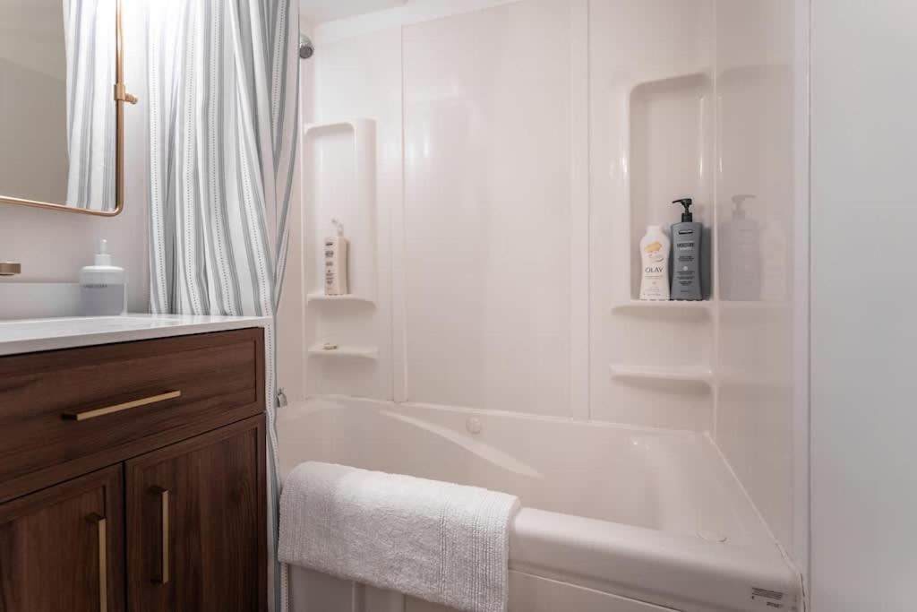 Holiday home Vibrant Downtown, King Bed, Work Desk & Kitchen Seattle