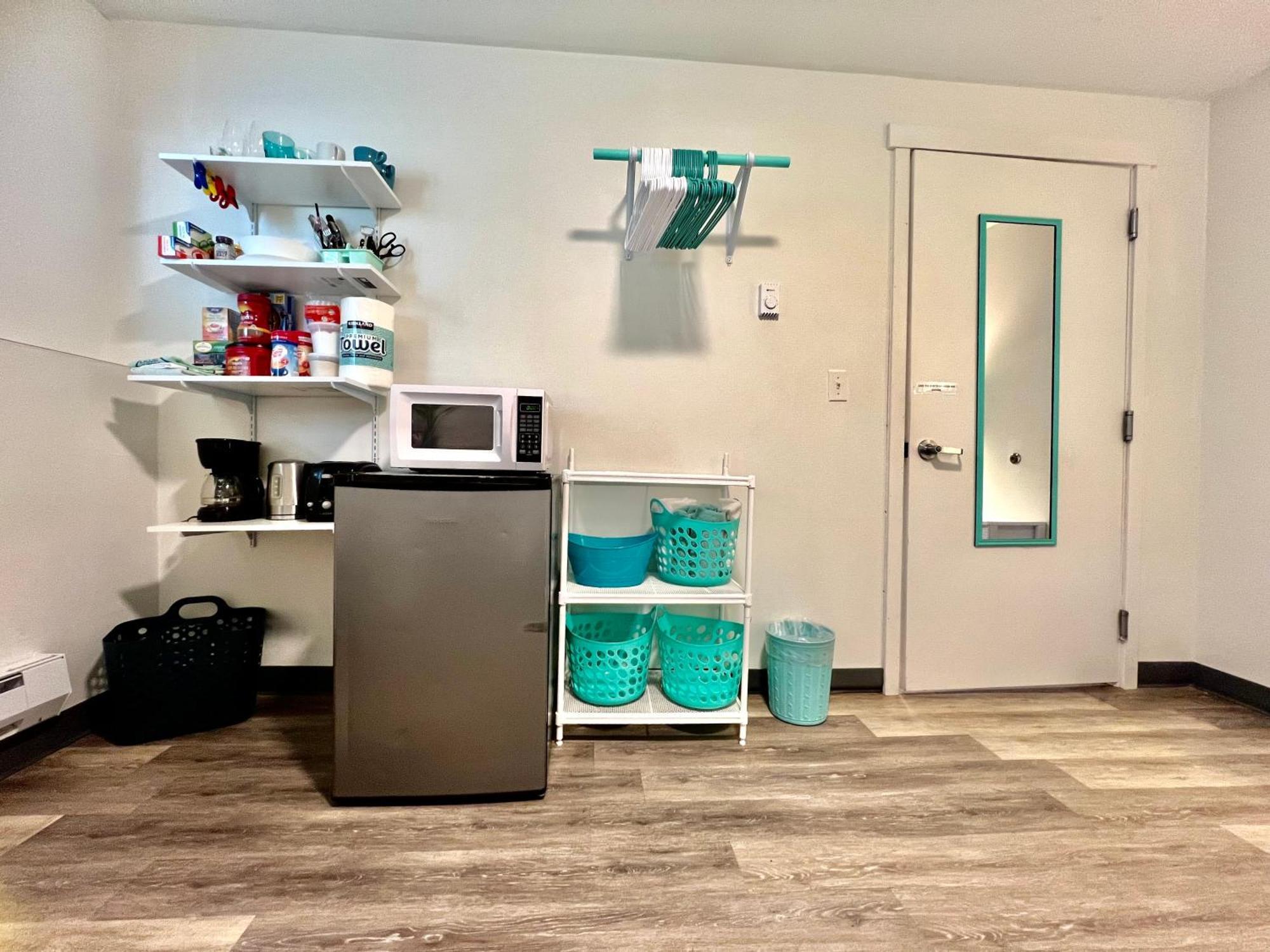 Private With Shared Bathroom With Another Unit, 10 Minutes Walk To Of Washington * Seattle