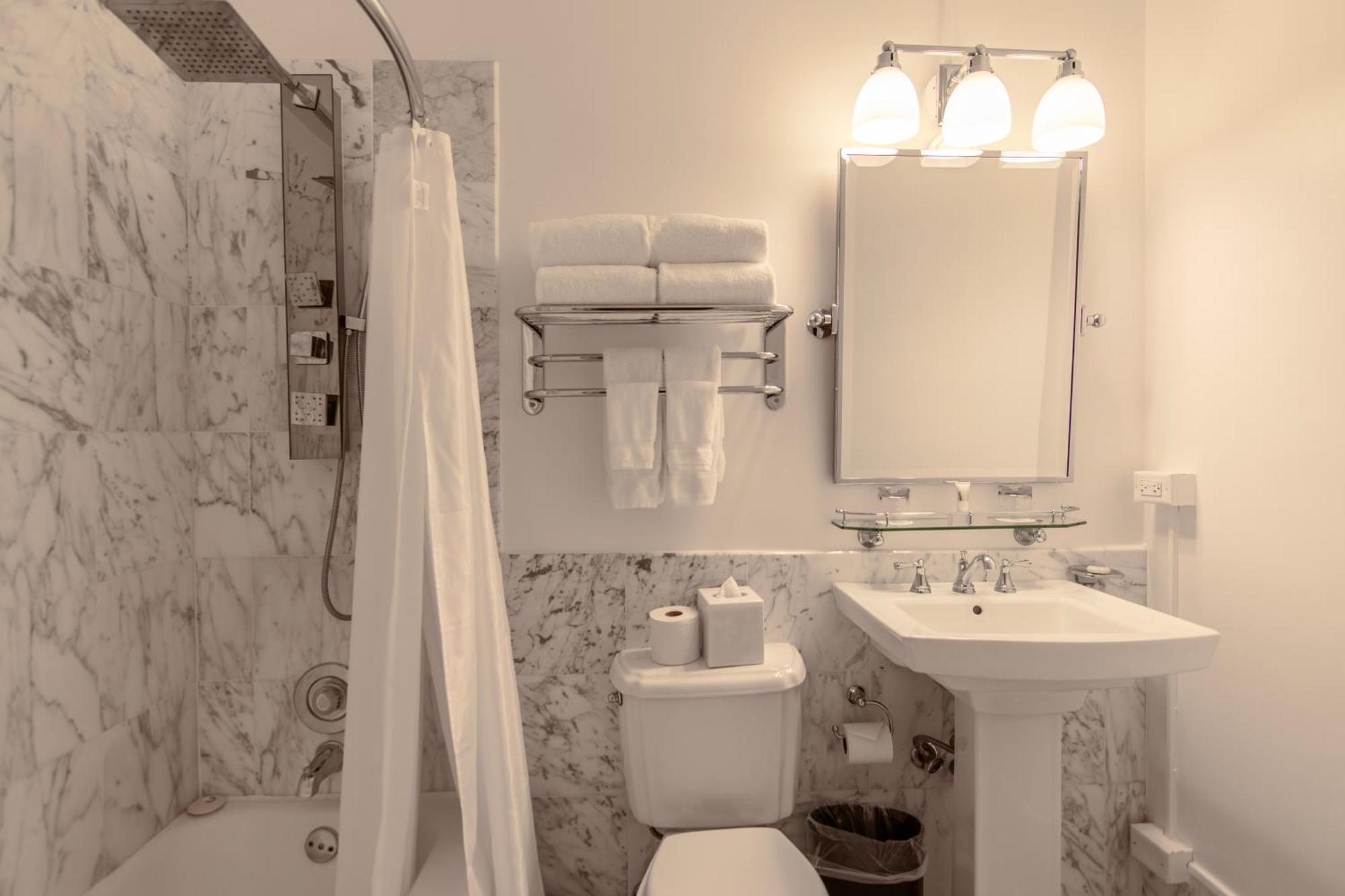 Sorrento 4* Seattle
