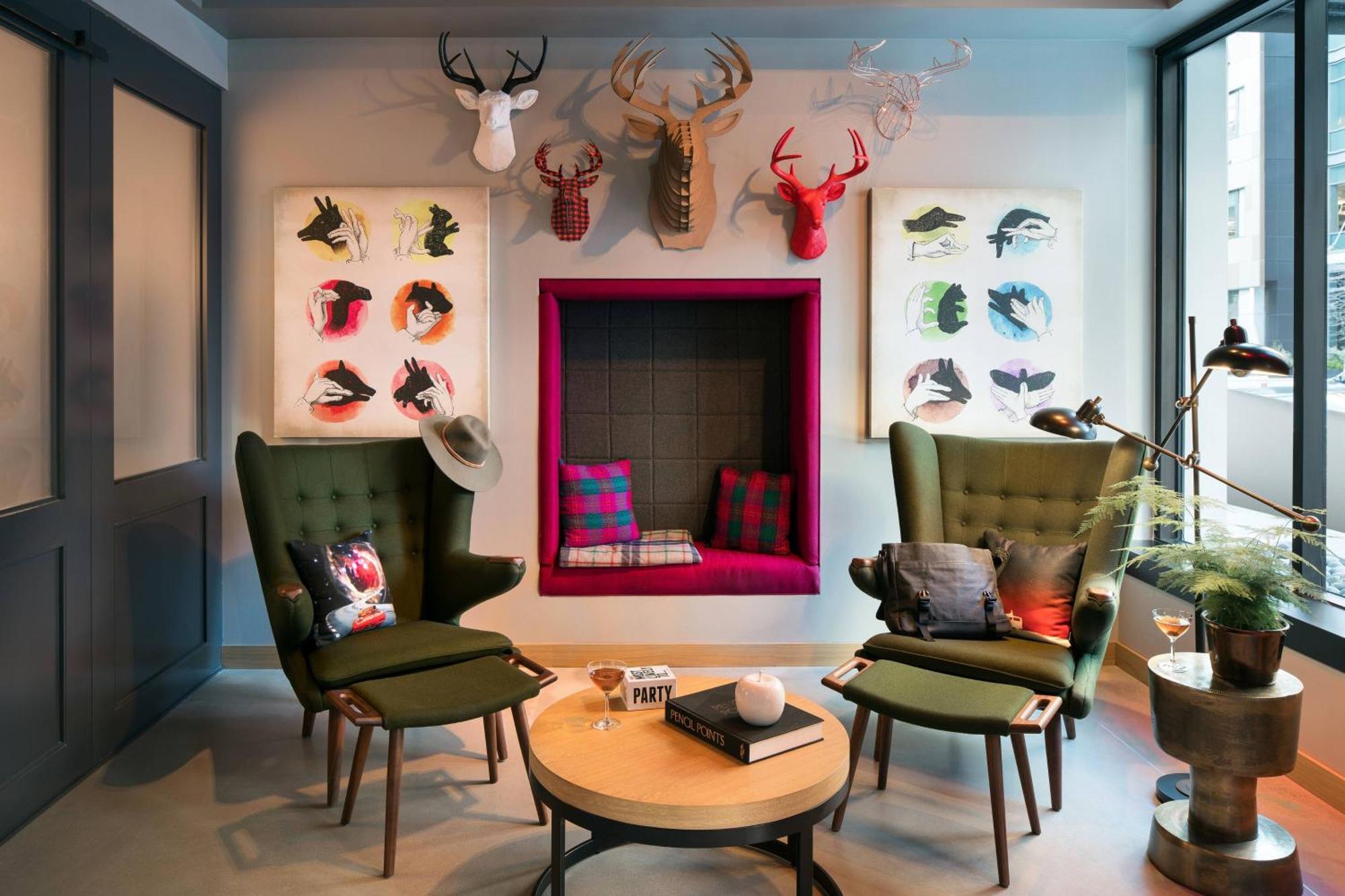 Hotel Moxy Downtown