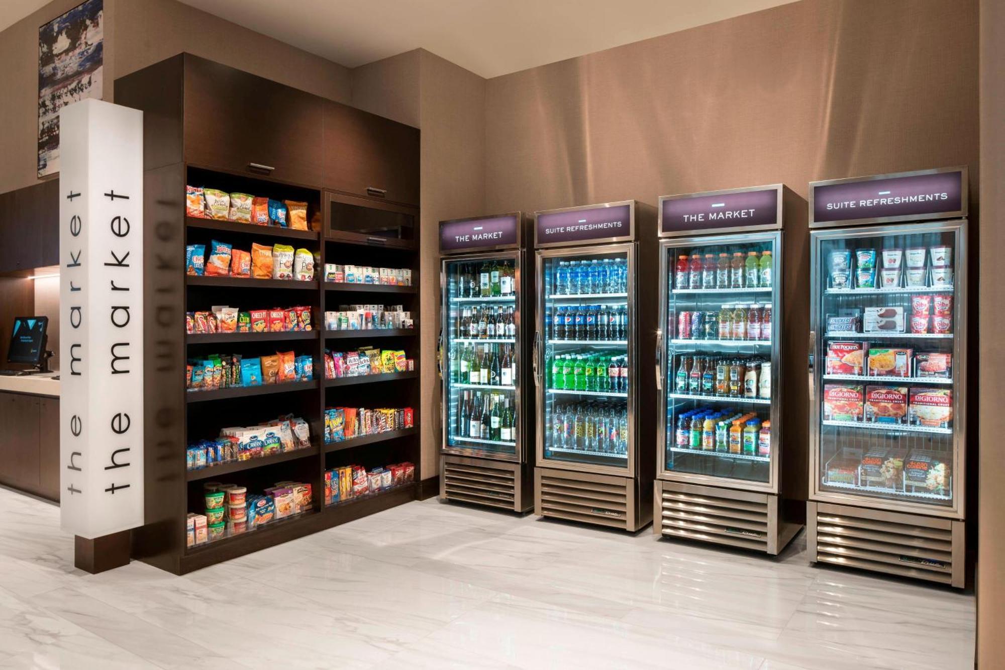 Hotel By Marriott Downtown Convention Center 3*