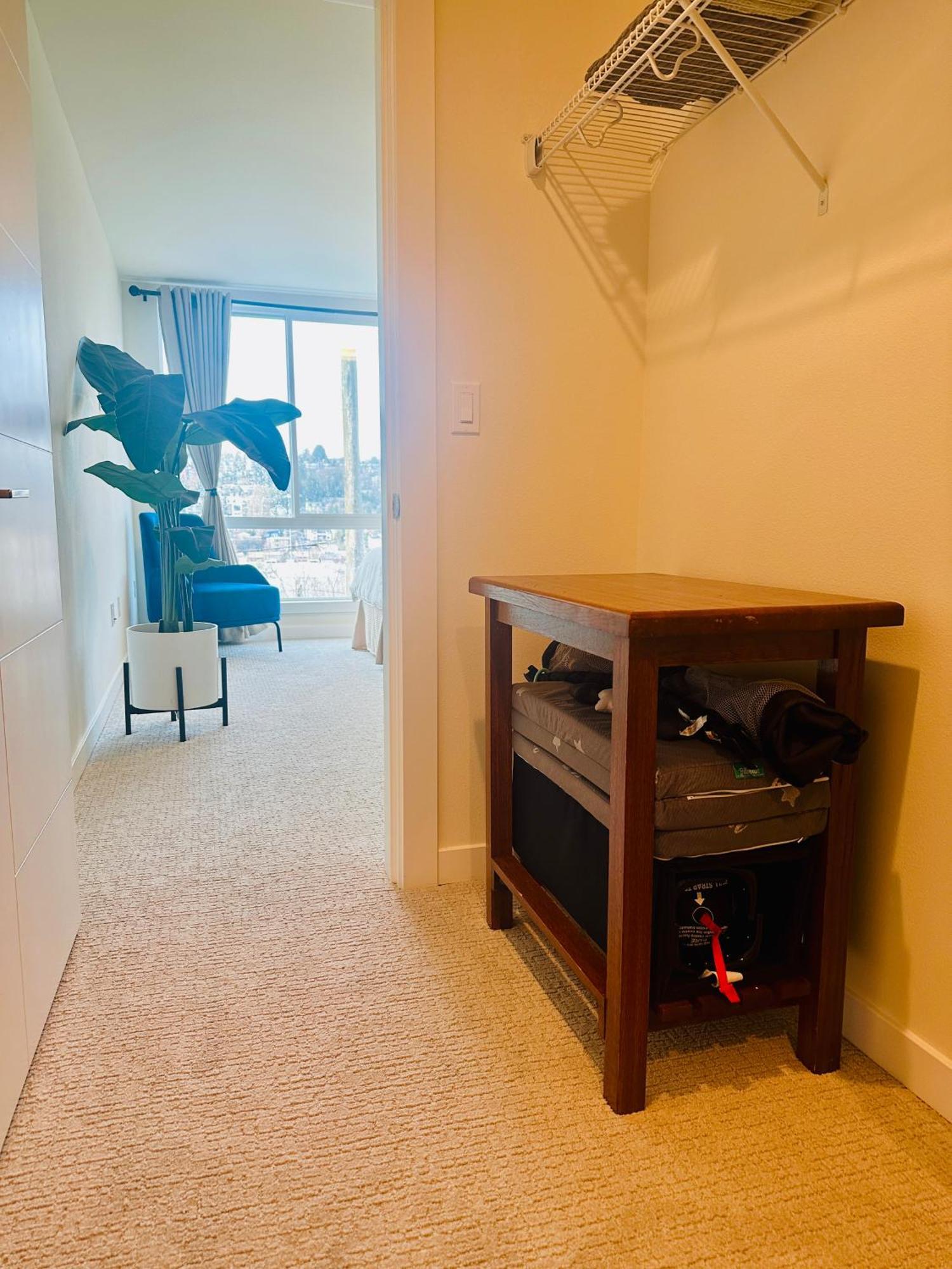 Luxe & Bright Gem - Prime Location, Roof Deck, View Apartment Seattle