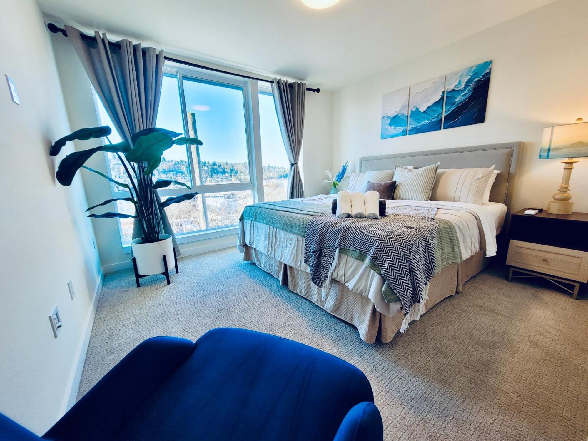 Luxe & Bright Gem - Prime Location, Roof Deck, View Apartment Seattle