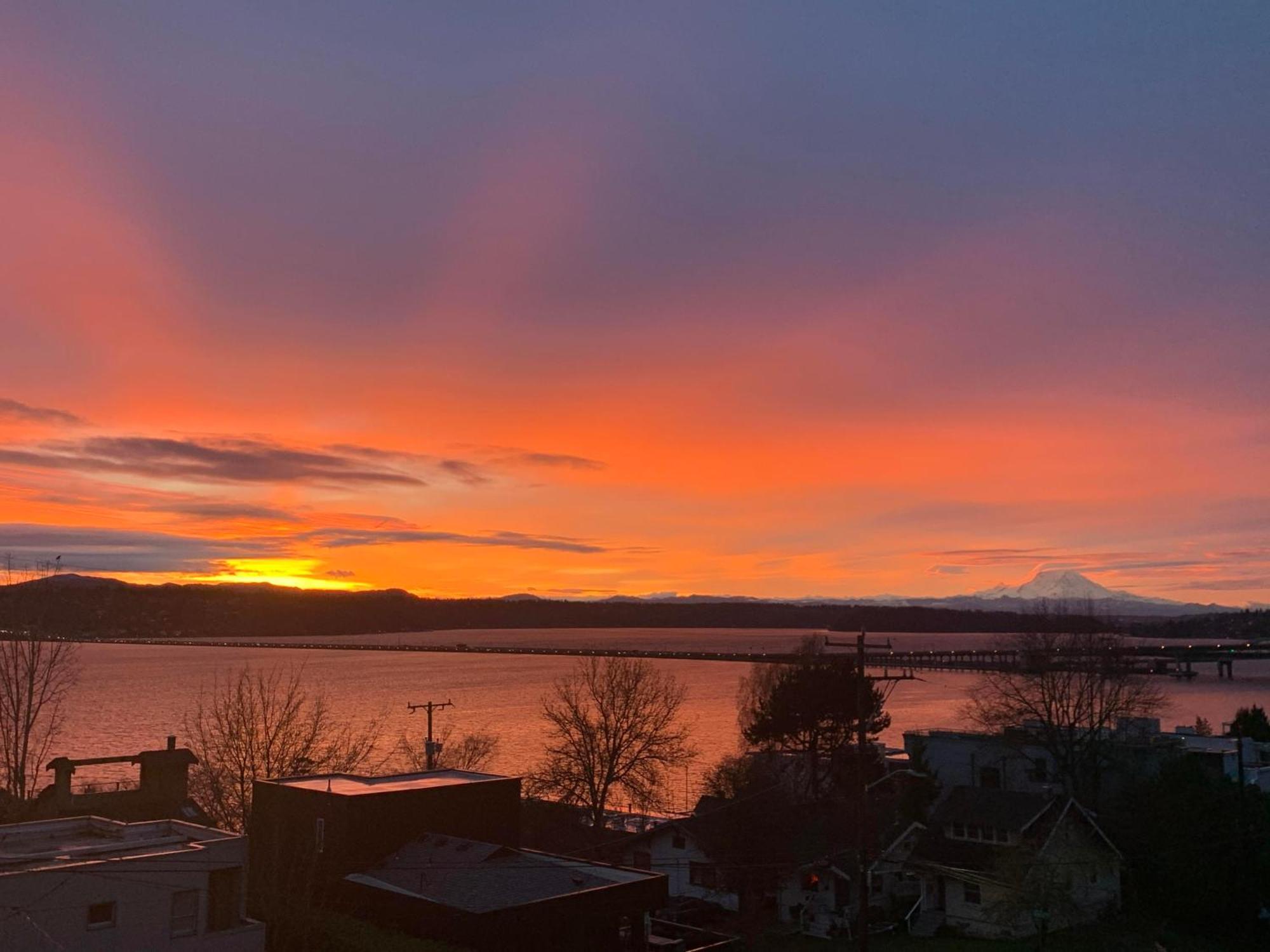 Paradise Perch - Luxury 4000 Sqft House, Amazing Views And Location Seattle