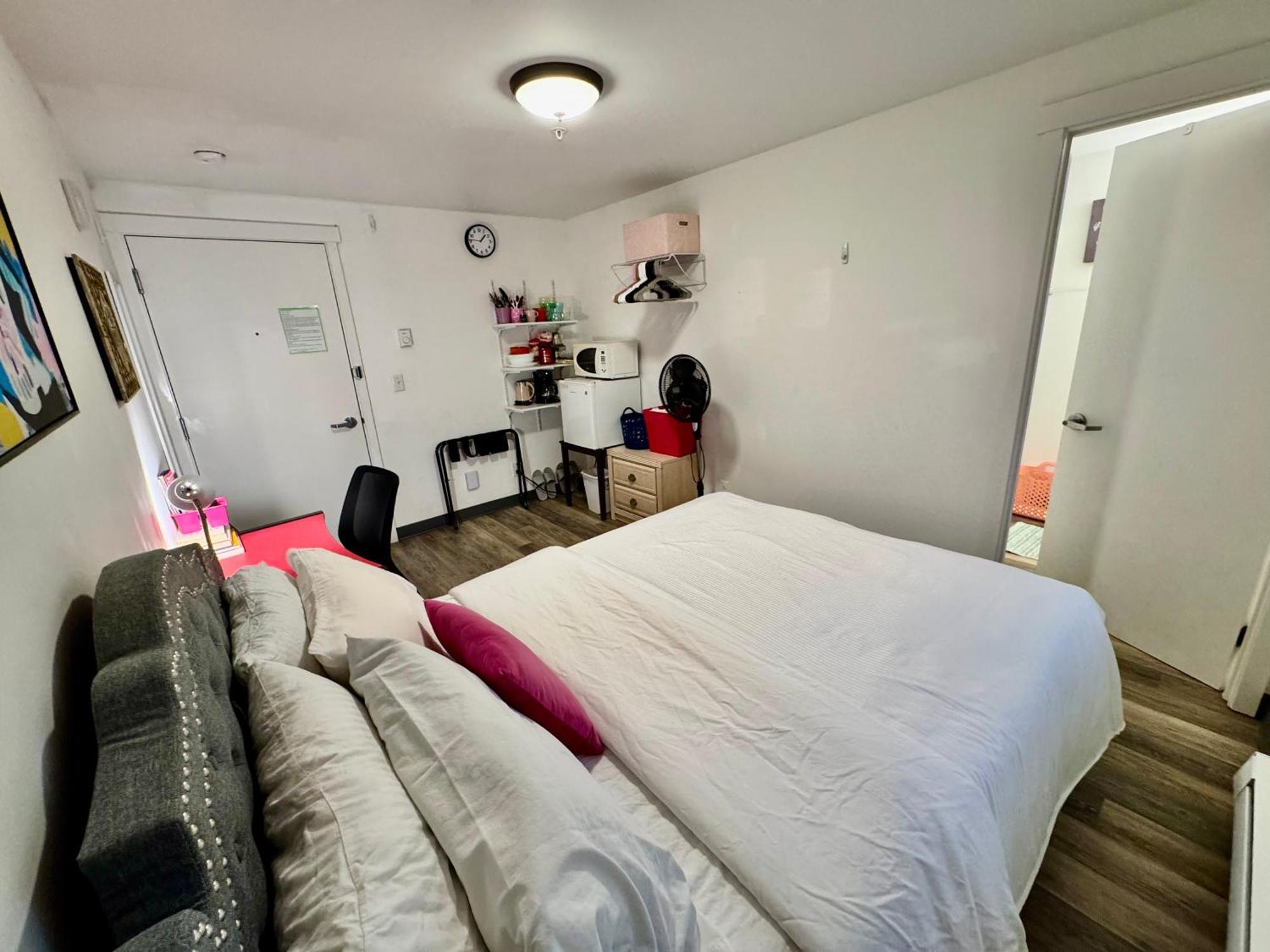 Micro 10 Minutes Walk To Of Washington Apartment Seattle