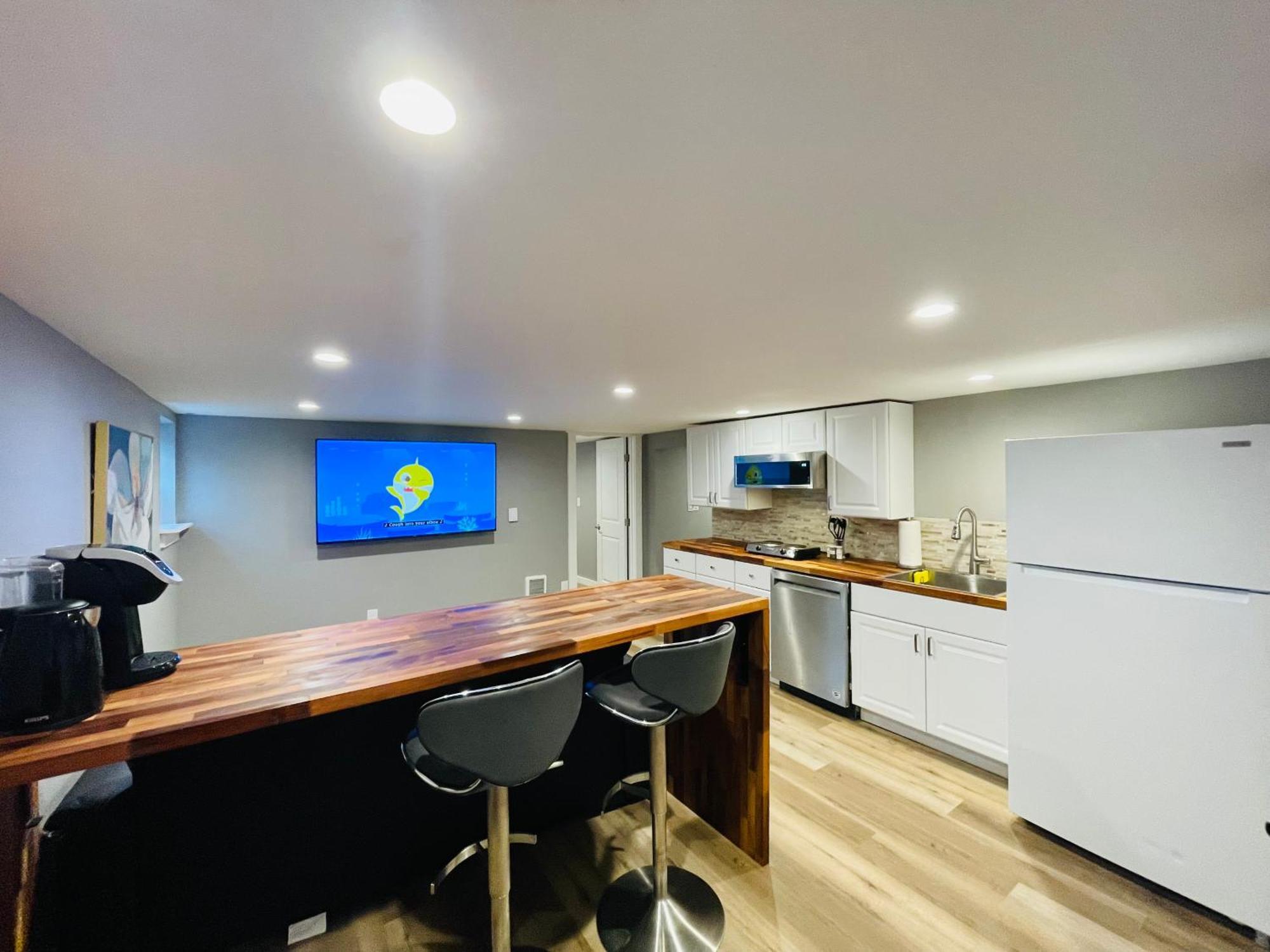 Villa 1st Line C Full Modern Remodeled