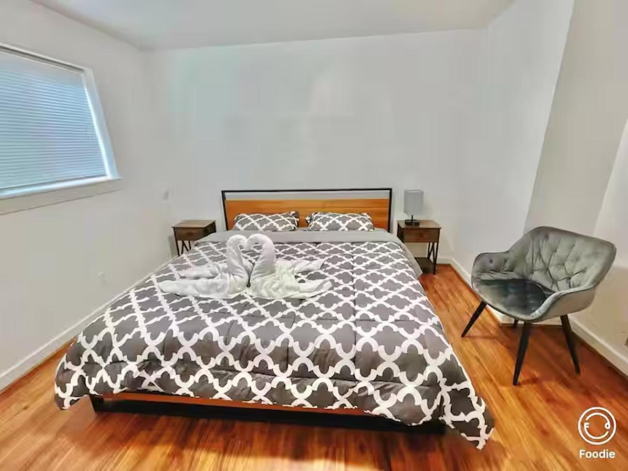 Luxury 4-suite Retreat Hotel