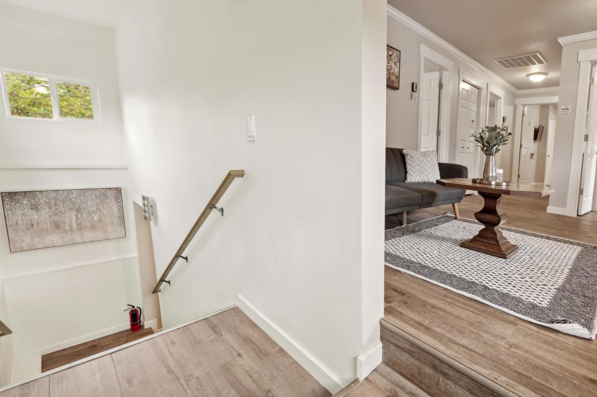 Judkins Retreat Private - Close To Downtown Guest house *