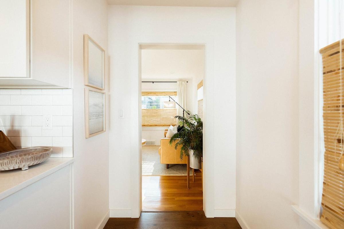Renovated 3-br Retreat With Ac, 10 Mins To Downtown Seattle