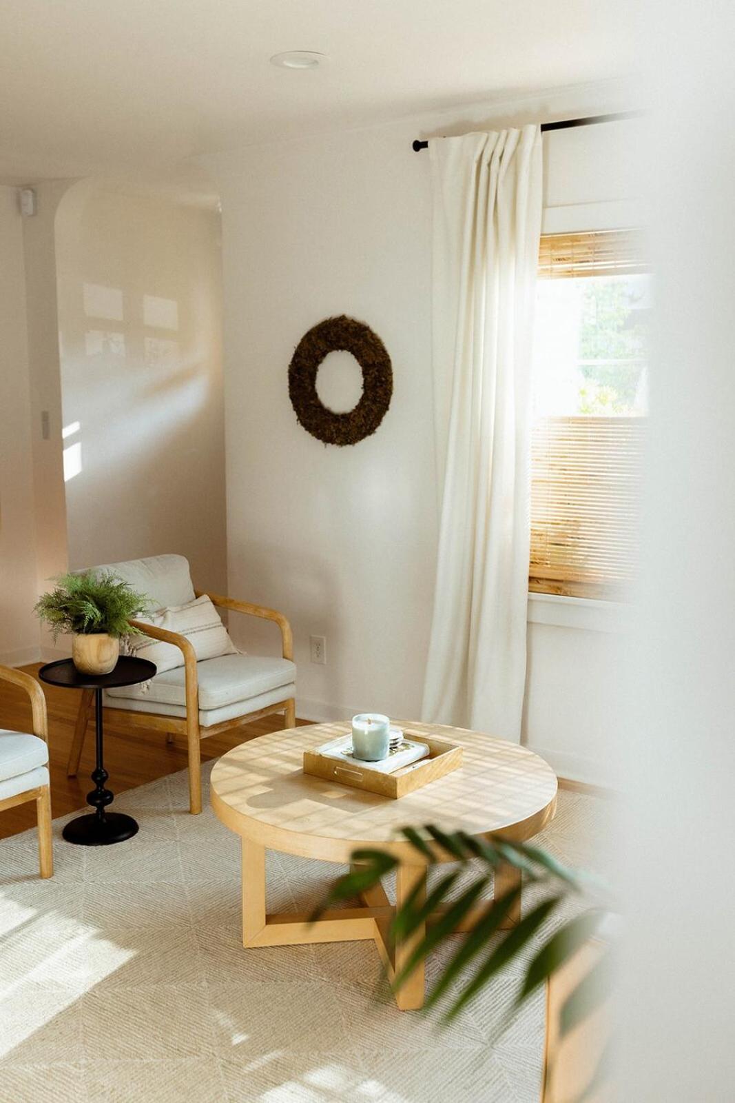 Renovated 3-br Retreat With Ac, 10 Mins To Downtown Holiday home *