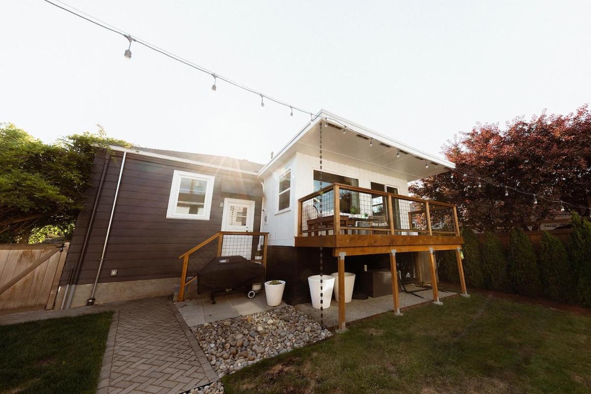 Renovated 3-br Retreat With Ac, 10 Mins To Downtown Holiday home