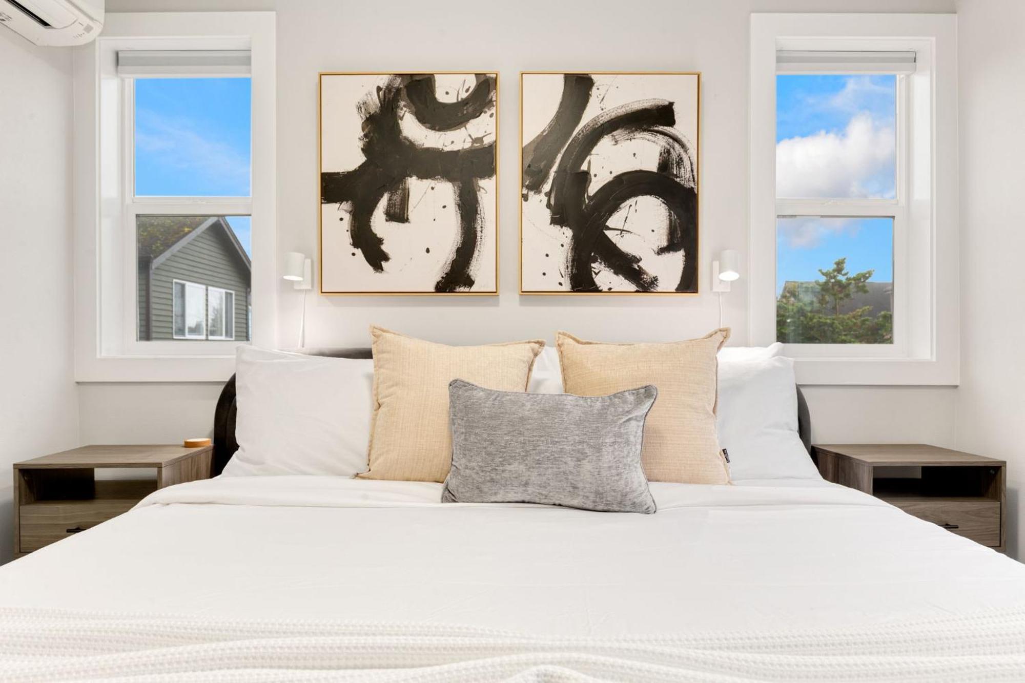 Modern Ballard Retreat Near & Parks Holiday home *