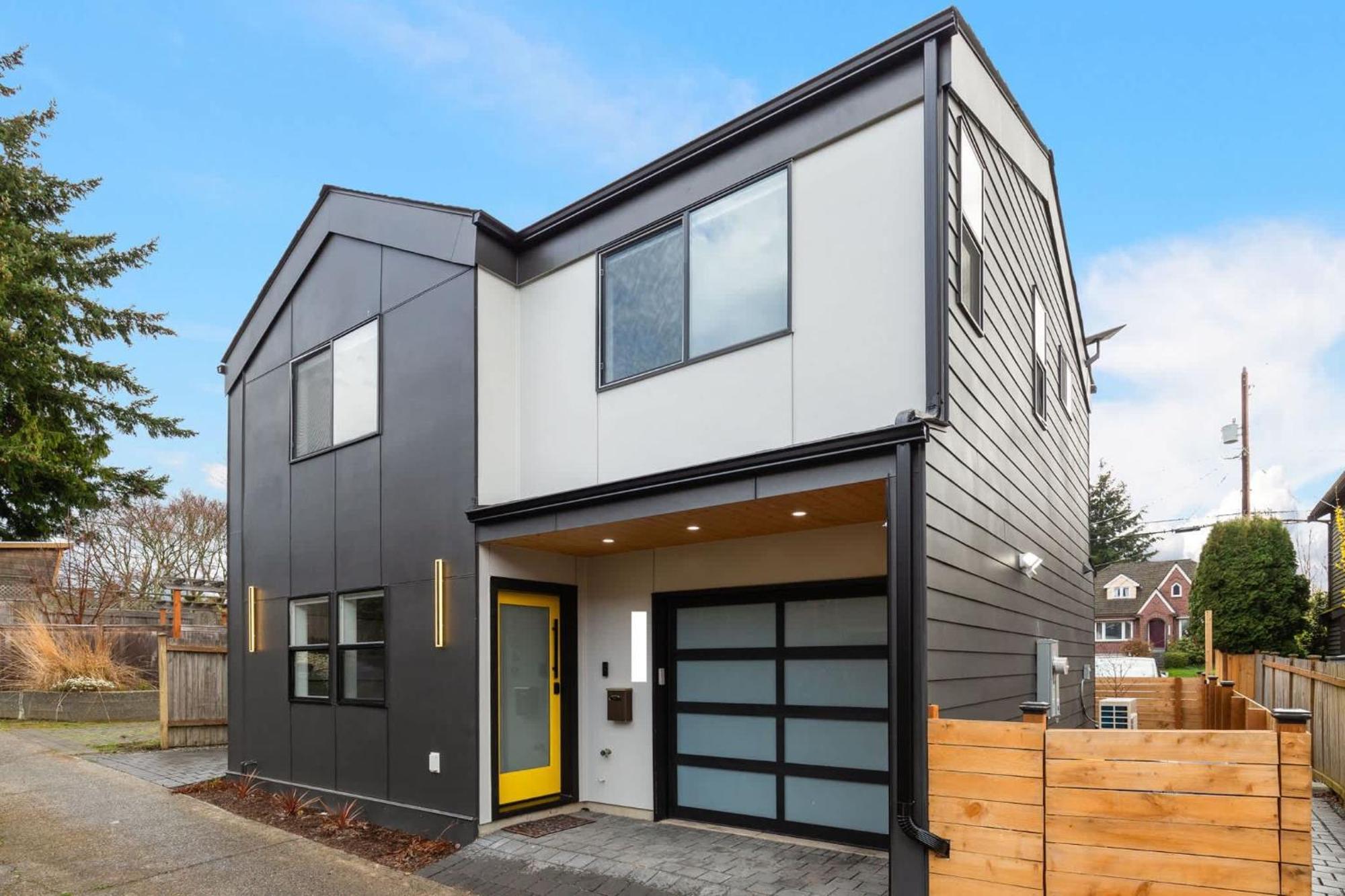 Modern Ballard Retreat Near & Parks Holiday home *