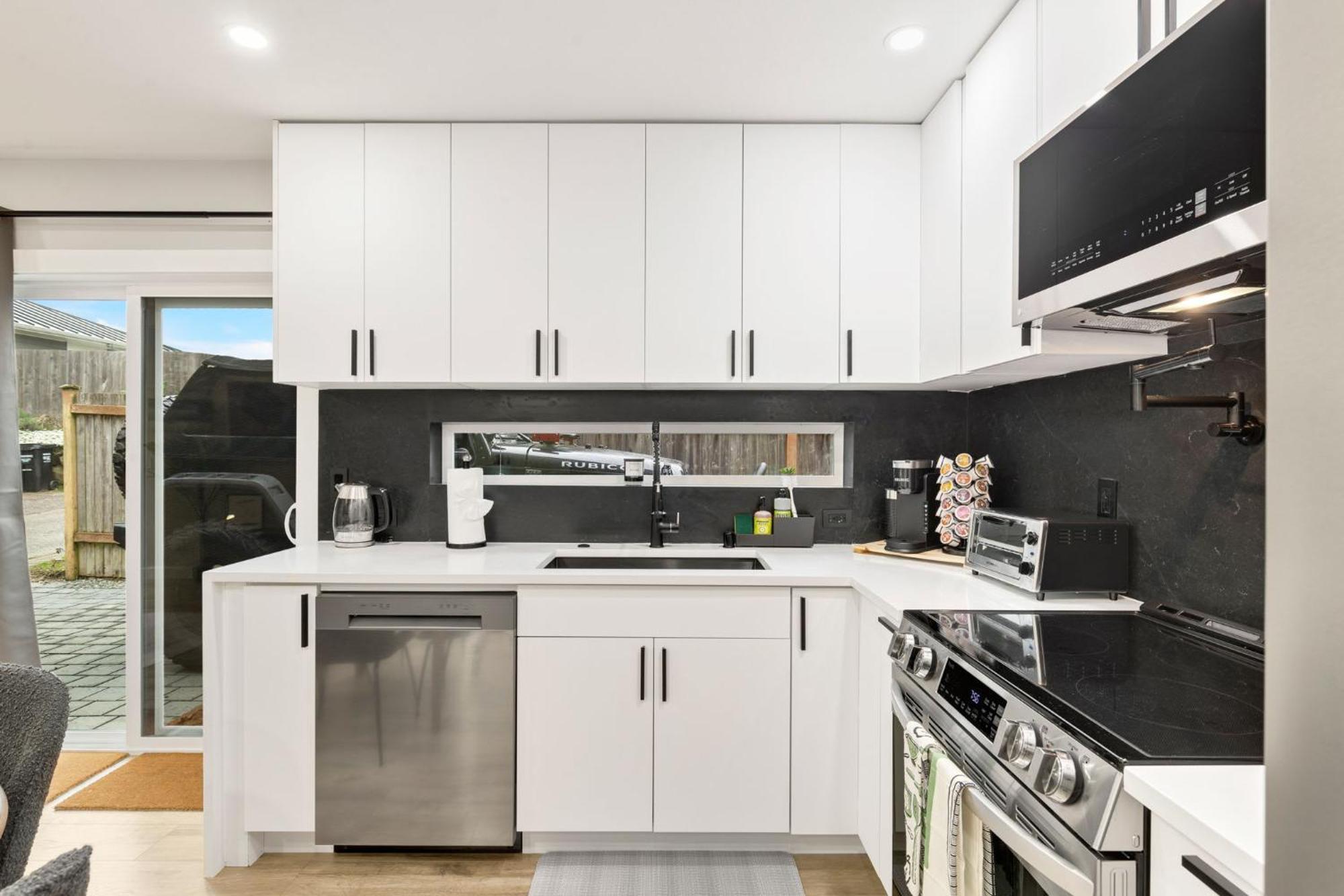 Modern Ballard Retreat Near & Parks Seattle