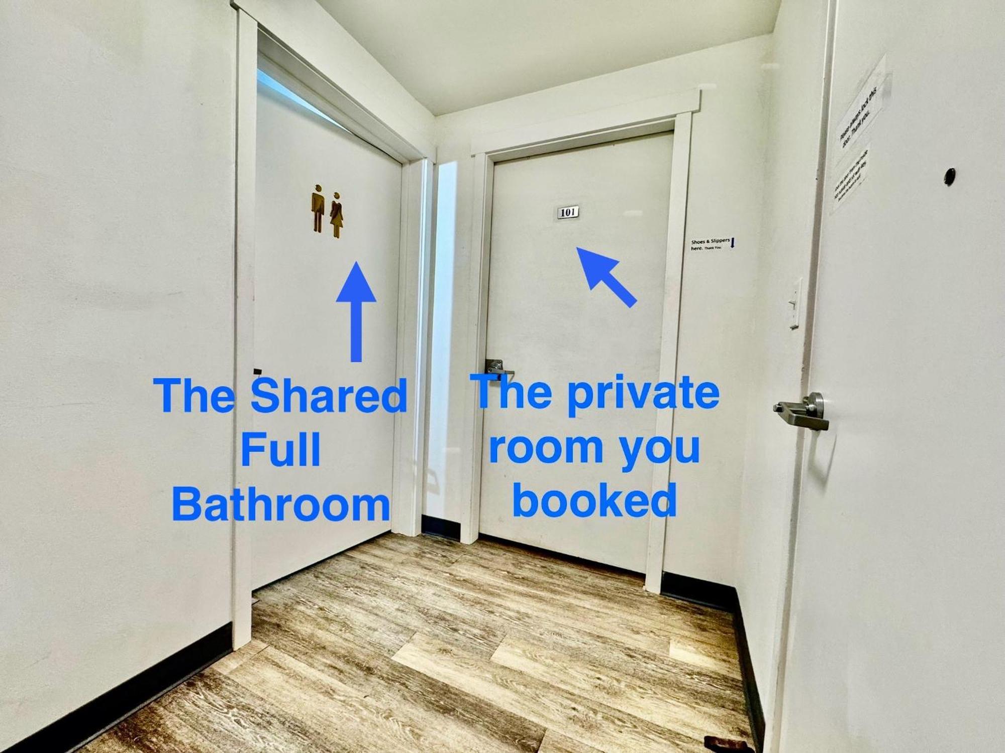 Private With Shared Bathroom On The 1st Floor 10 Minutes Walk To Of Washington * Seattle