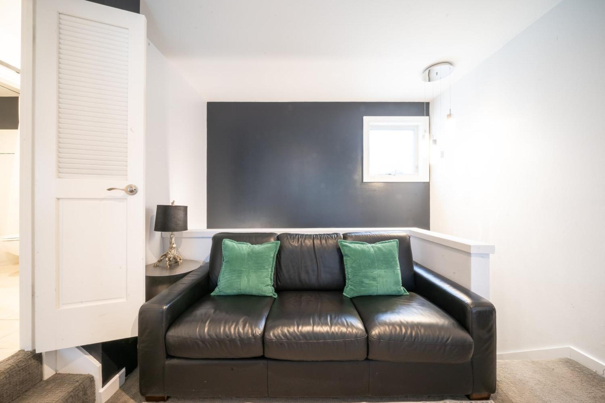 Modern Downtown Floor Penthouse With Bay Views * Seattle