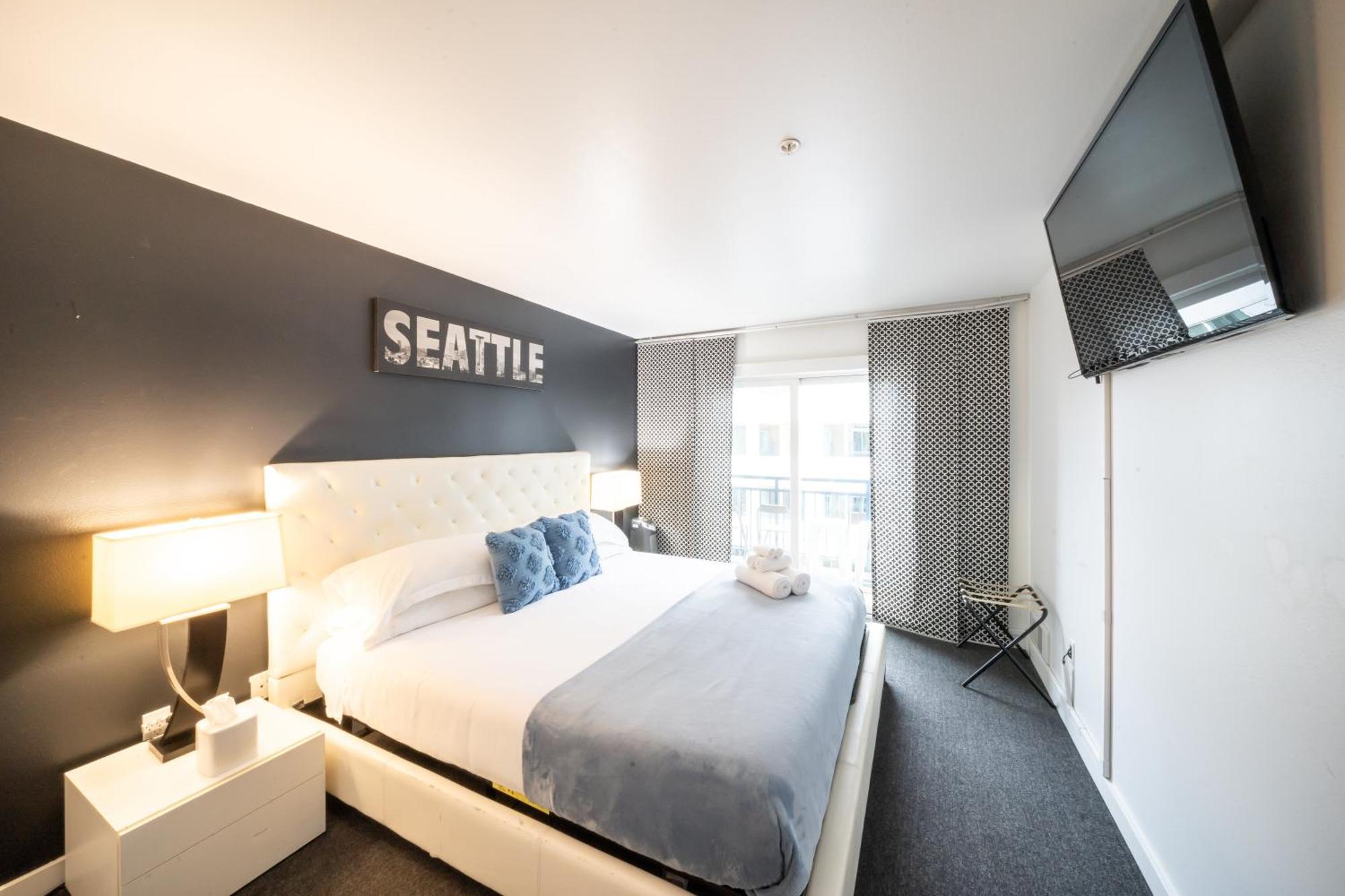 Penthouse Downtown, Floor Apartment *