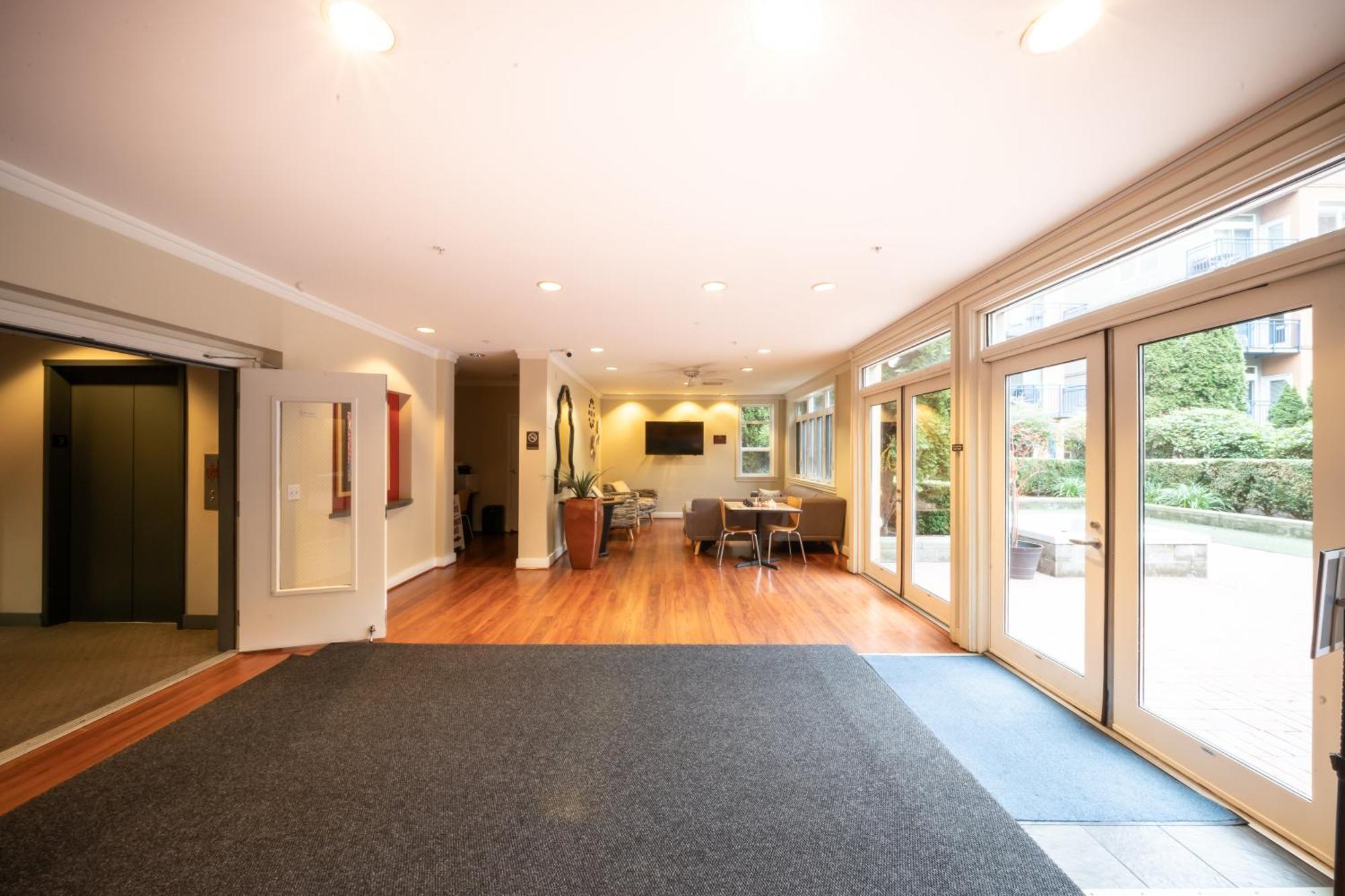 Apartment Penthouse Downtown, Floor