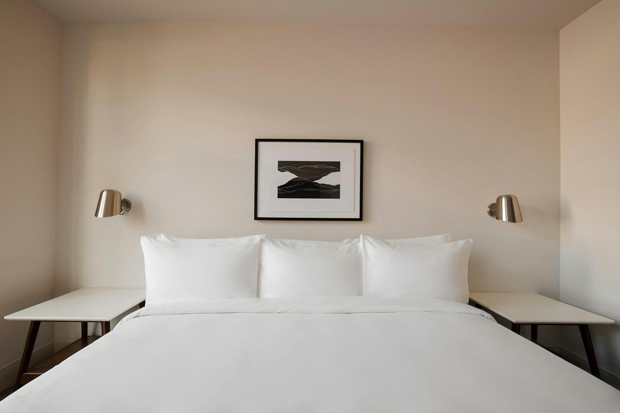 Sonder Pivot Capitol Hill Hotel Seattle