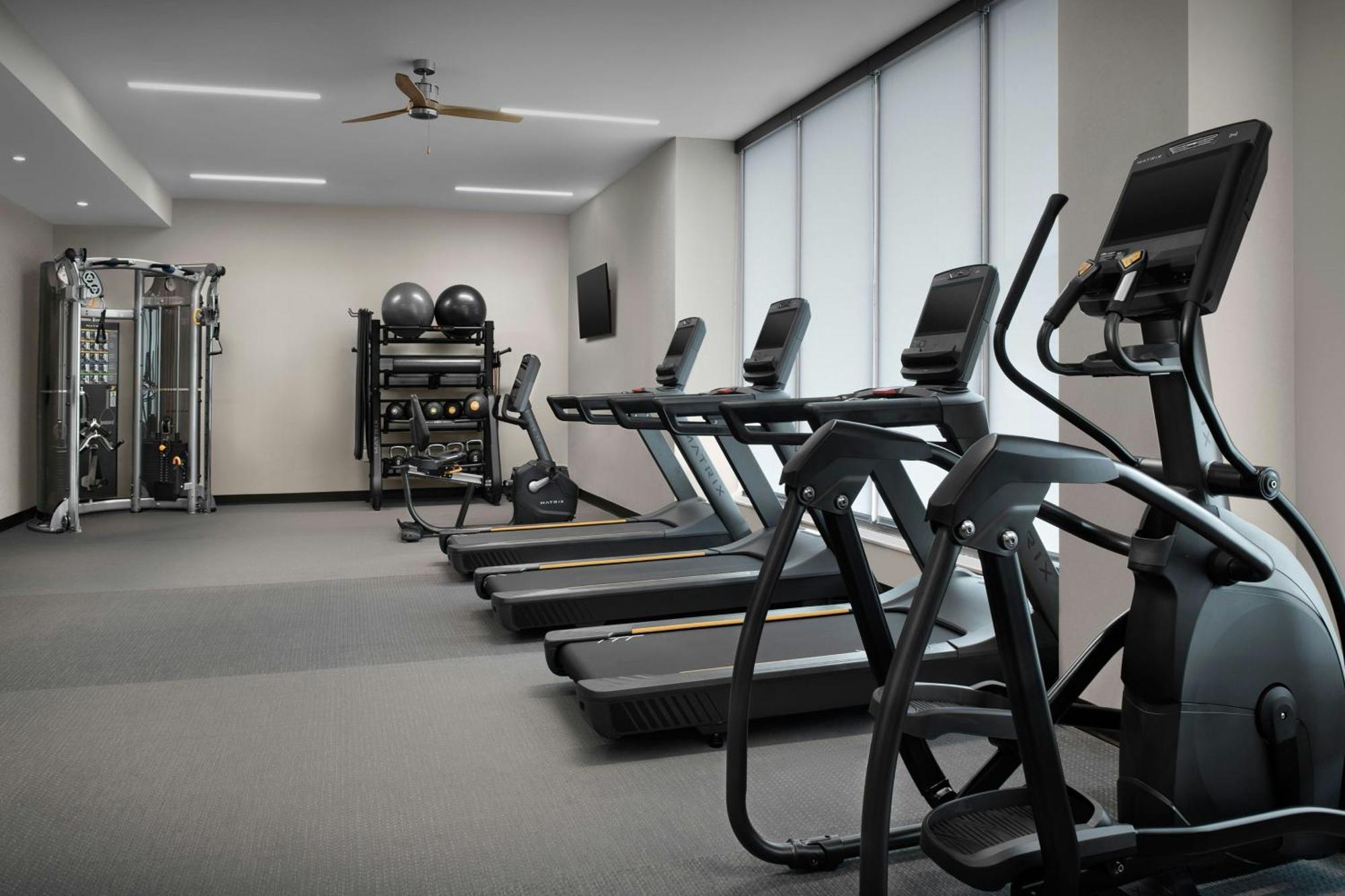 By Marriott Northgate Station Hotel 3*