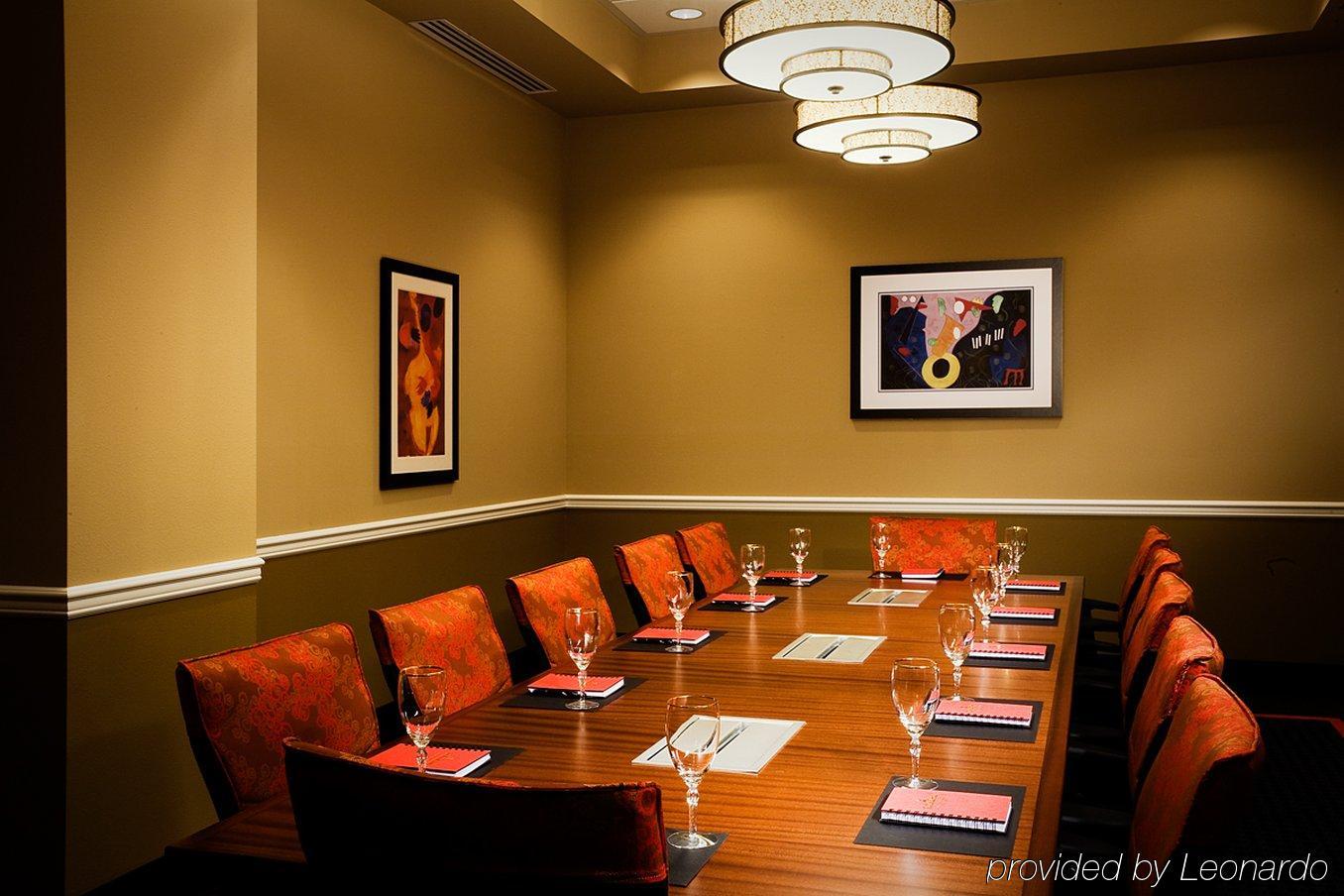 Staypineapple, The Maxwell Hotel, Center