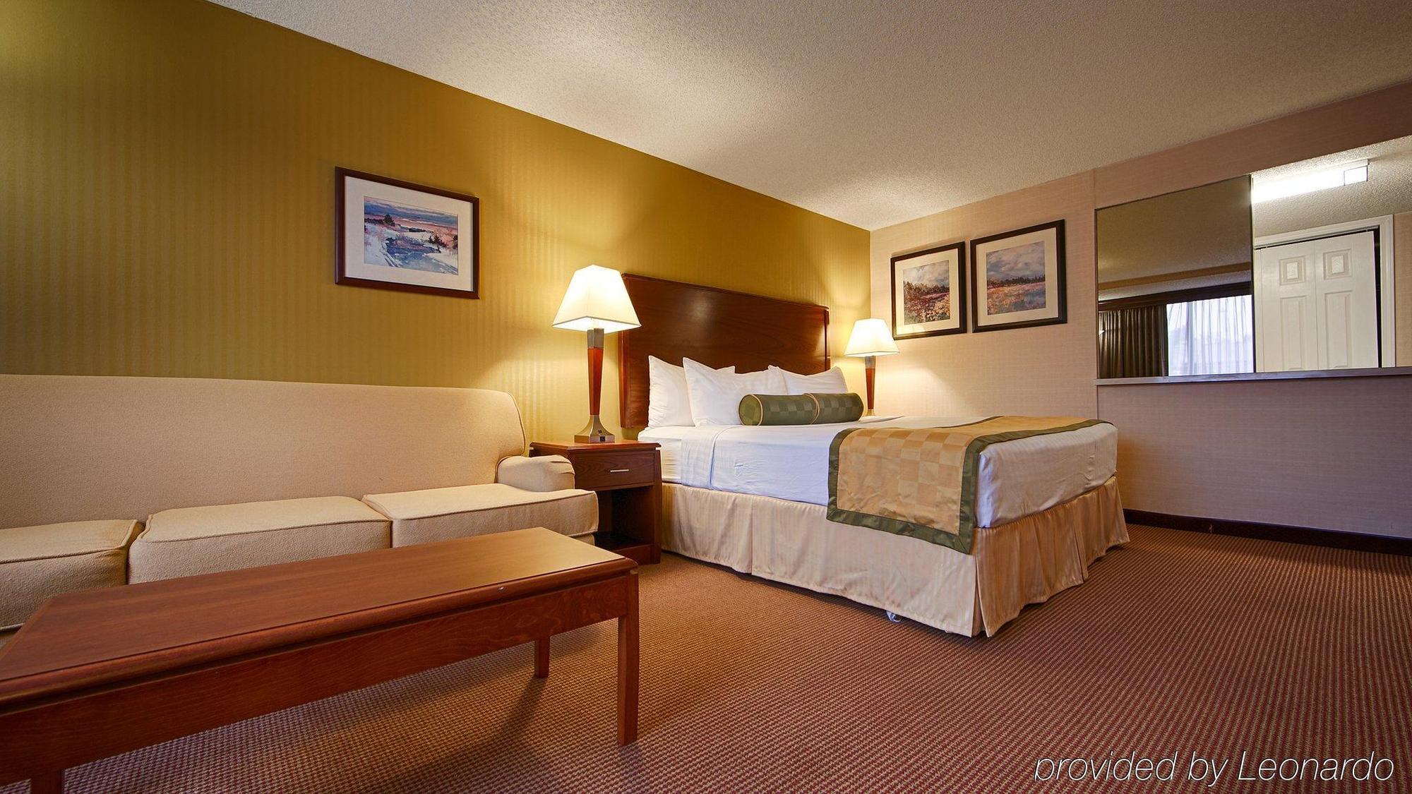 Hotel Executive By The Space Needle 3*