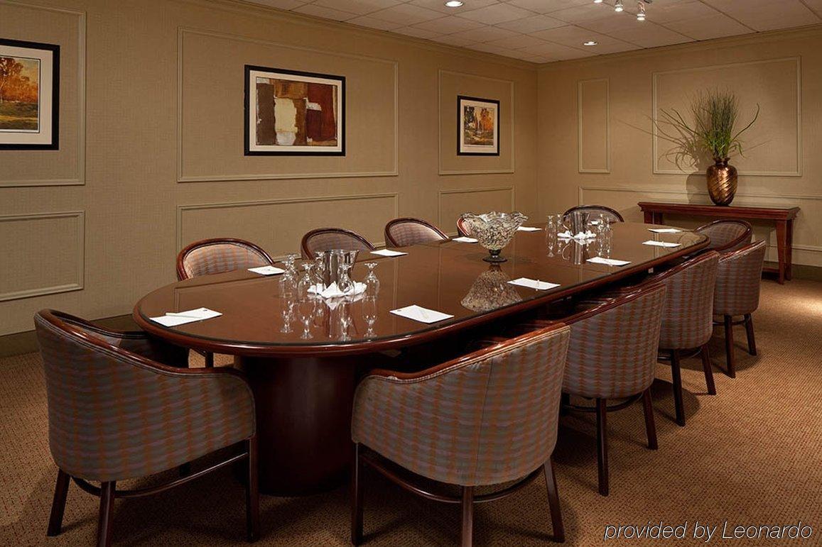 Hotel Executive By The Space Needle Seattle