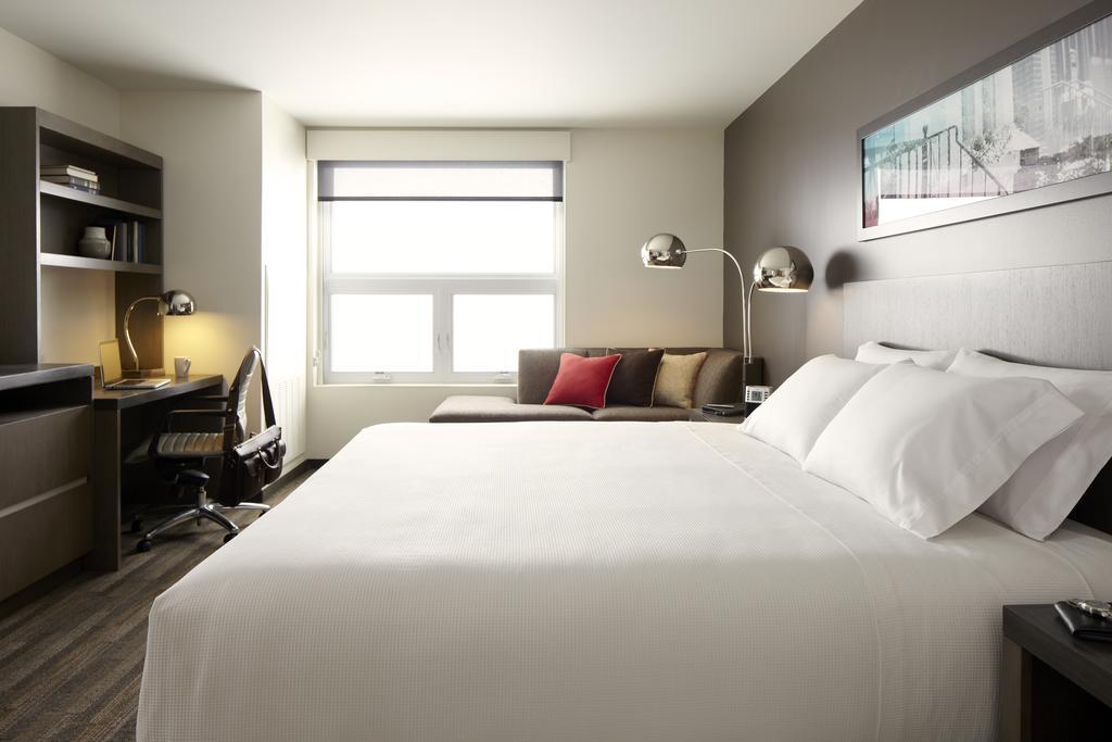 Hyatt House Downtown 3*