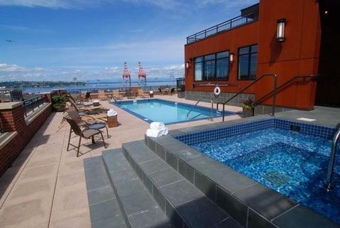 Silver Cloud - Stadium Hotel 4*