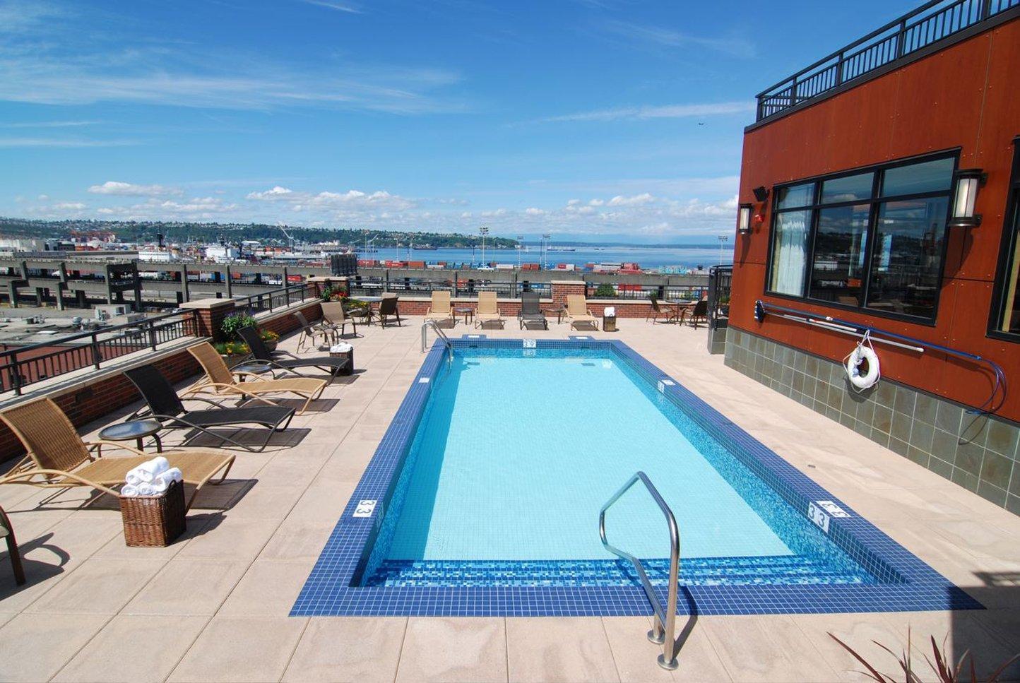 Silver Cloud - Stadium Seattle