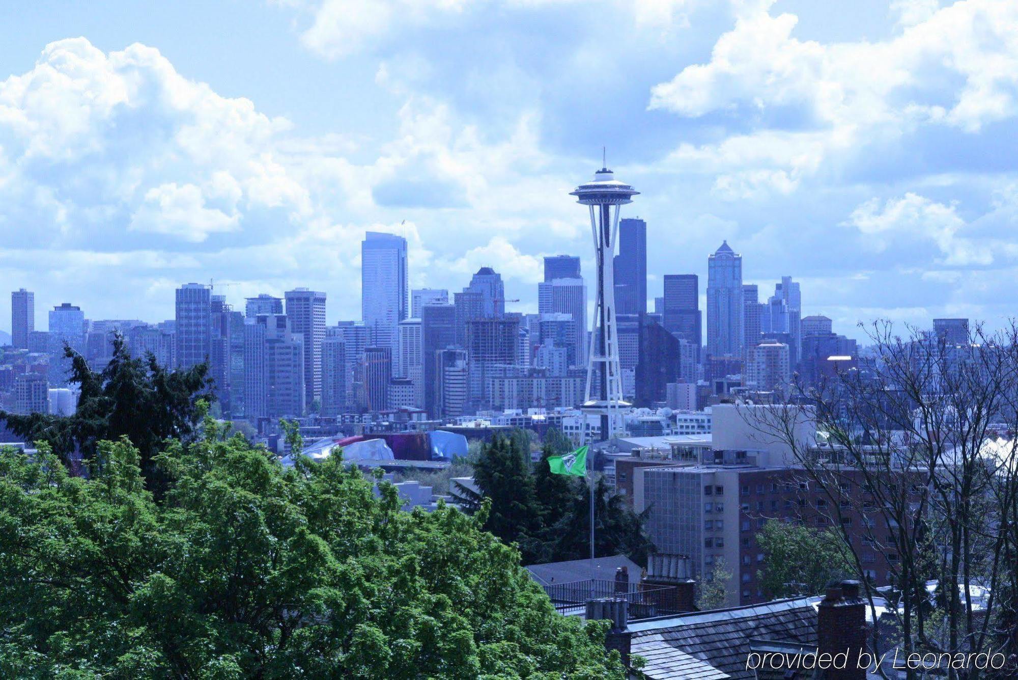 Hampton & Seattle-downtown 3*