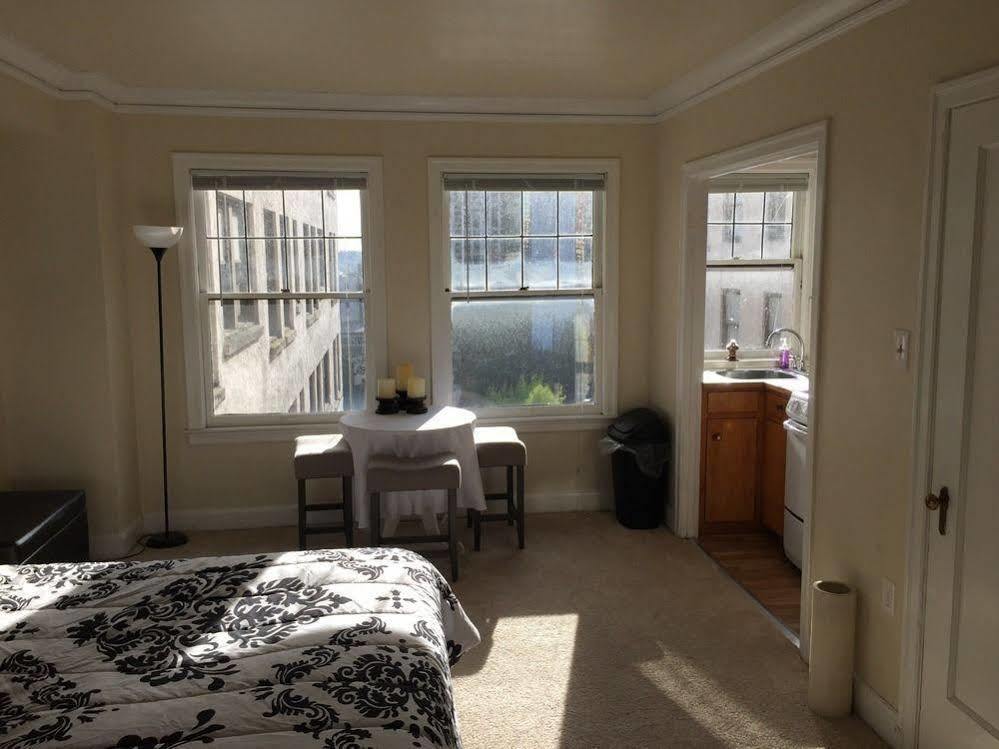 Convention Center Boutique Apartment